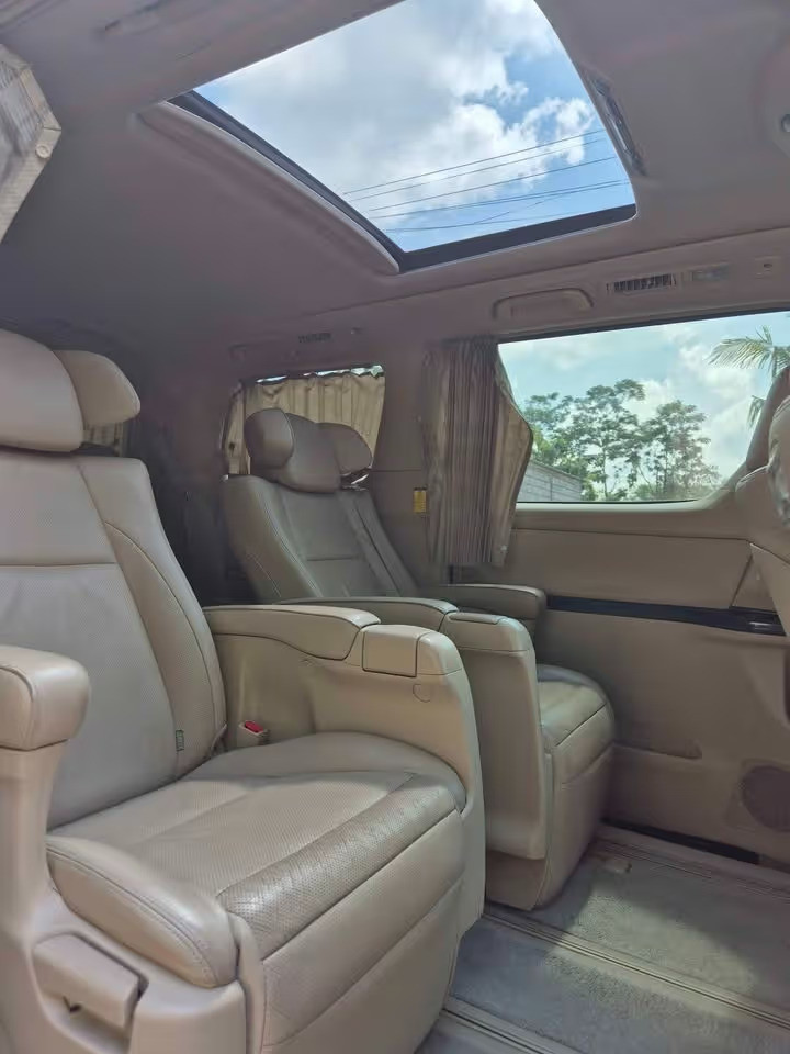 2014 Toyota Alphard  2.4 G 2014 Toyota Alphard  2.4 G