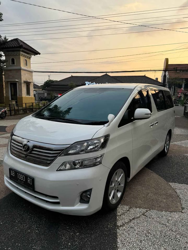 2011 Toyota Vellfire  2.5 ZG AT PREMIUM SOUND 2011 Toyota Vellfire  2.5 ZG AT PREMIUM SOUND