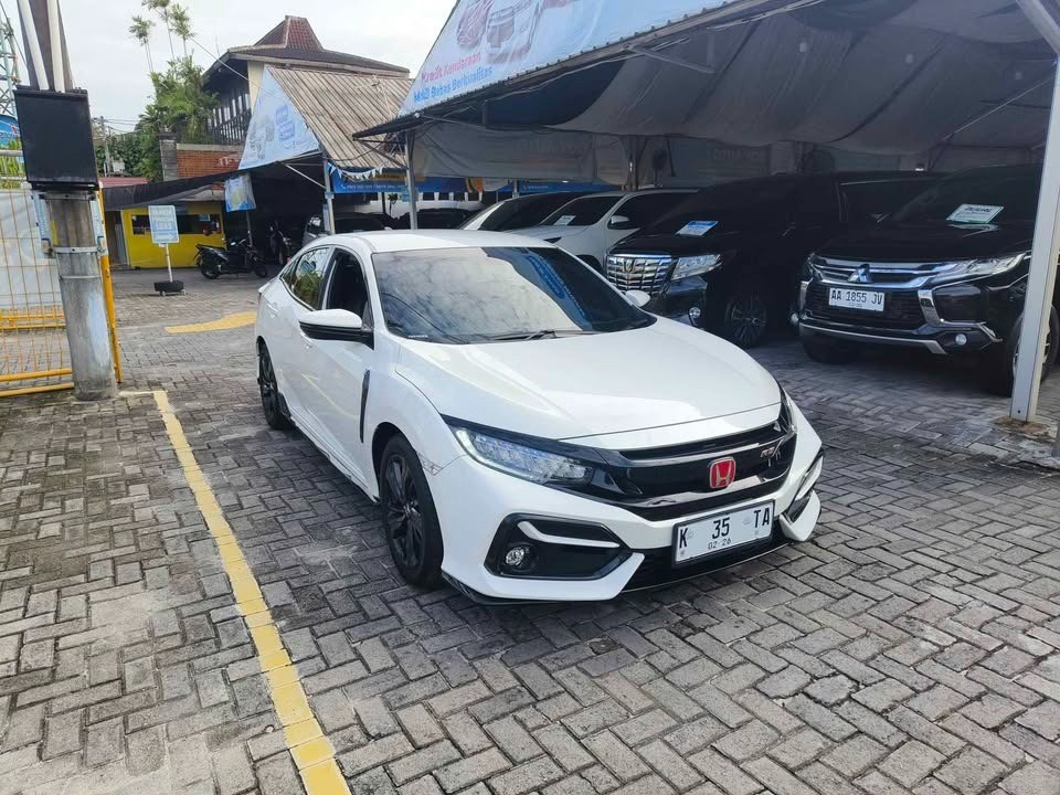 2020 Honda Civic Hatchback 1.5 RS AT 2020 Honda Civic Hatchback 1.5 RS AT