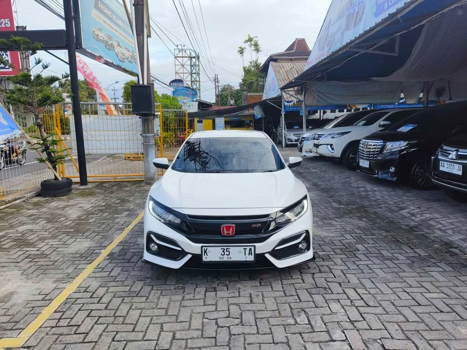 2020 Honda Civic Hatchback 1.5 RS AT 2020 Honda Civic Hatchback 1.5 RS AT