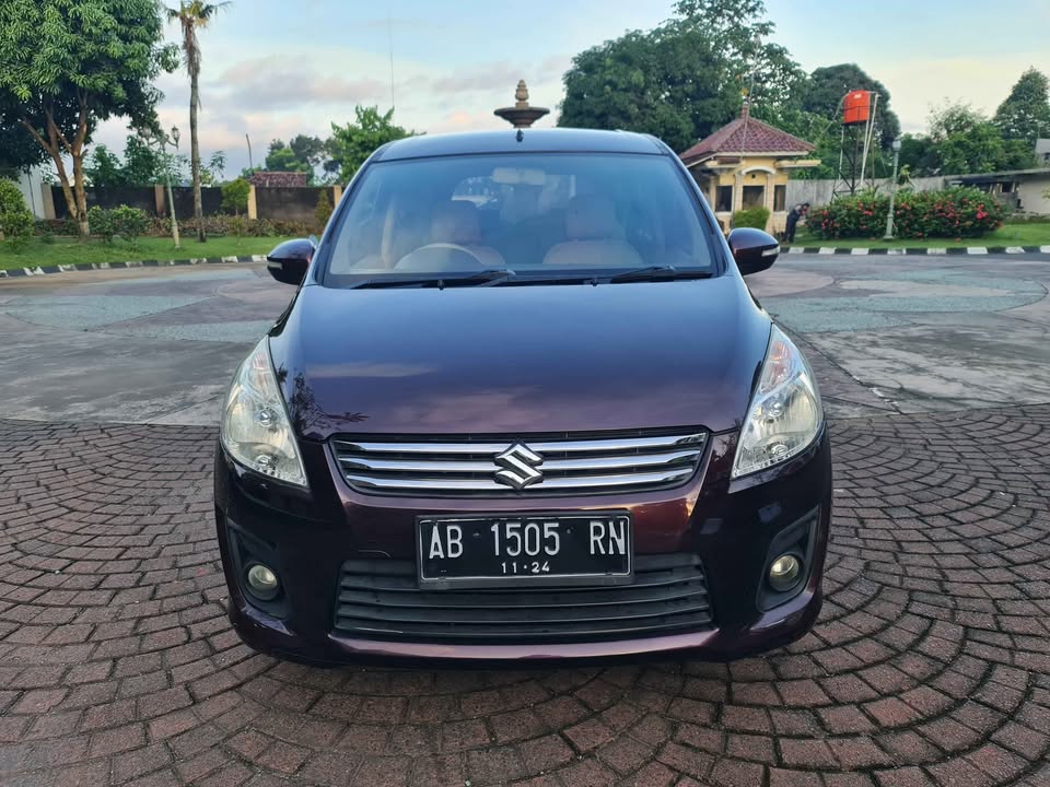 Second Hand 2014 Suzuki Ertiga GL 1.4L MT Second Hand 2014 Suzuki Ertiga GL 1.4L MT