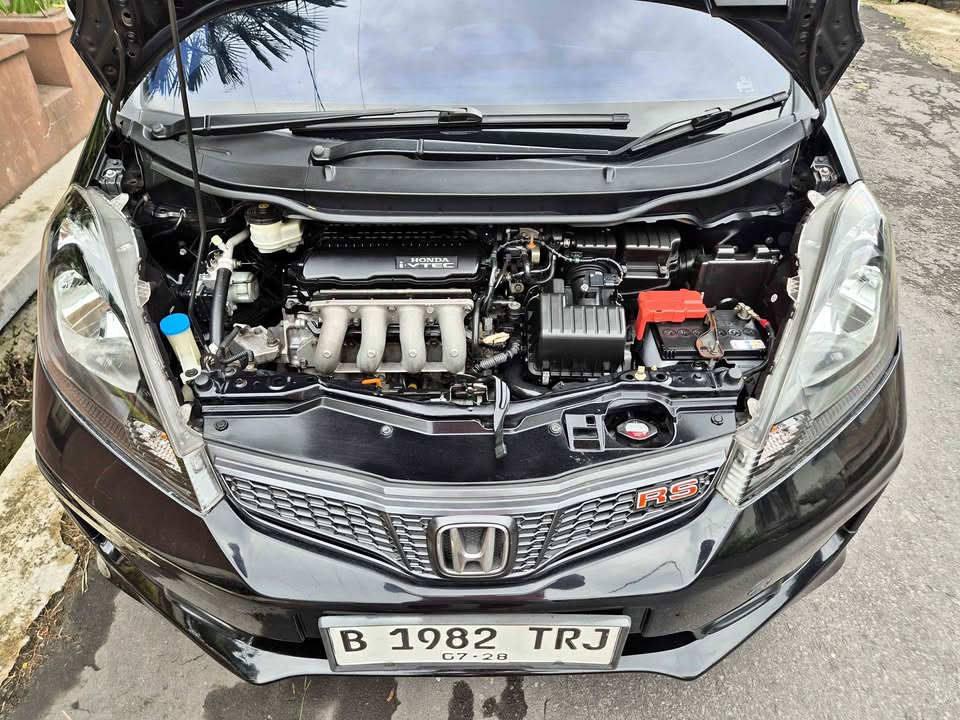 2013 Honda Jazz  VTEC MMC A/T 2013 Honda Jazz  VTEC MMC A/T