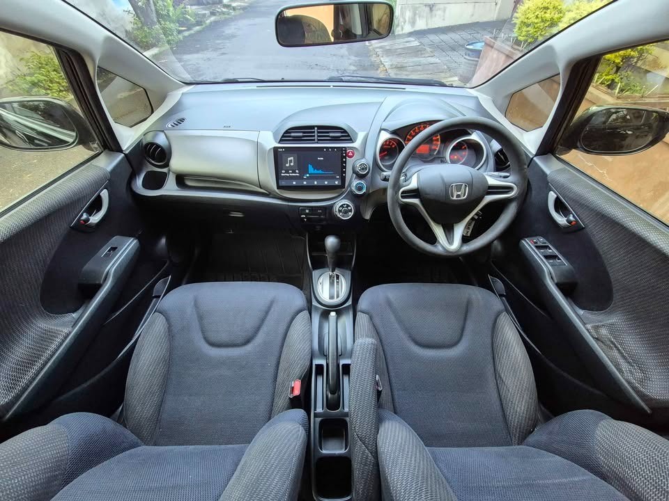 2013 Honda Jazz  VTEC MMC A/T 2013 Honda Jazz  VTEC MMC A/T