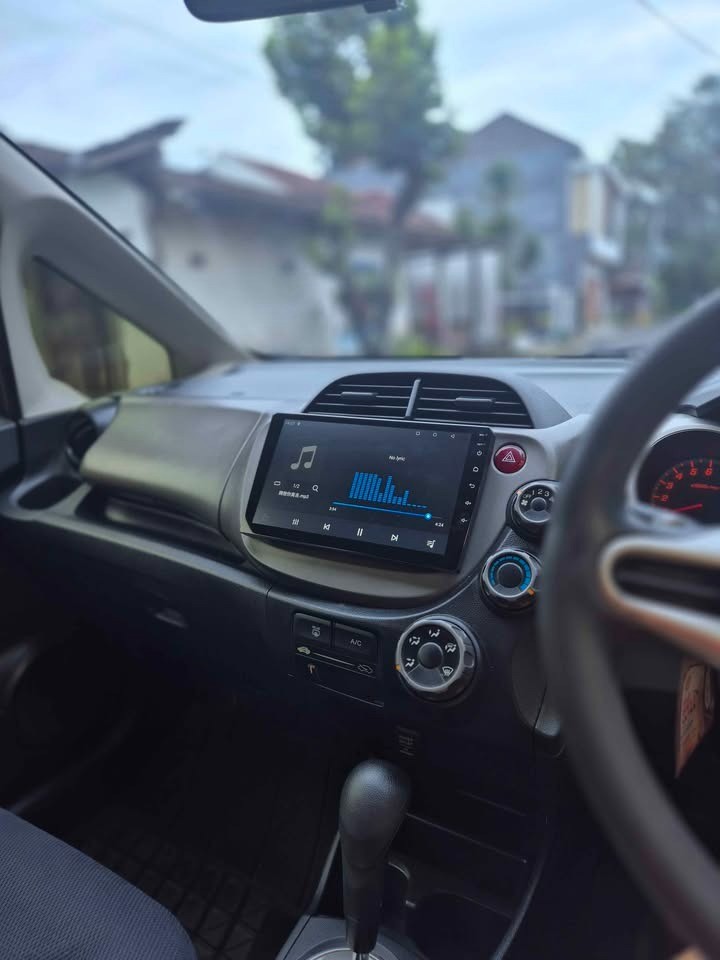 2013 Honda Jazz  VTEC MMC A/T 2013 Honda Jazz  VTEC MMC A/T