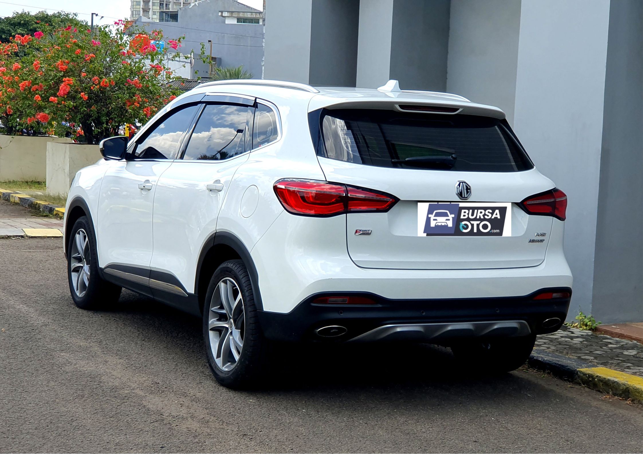 2021 MG HS 2021 MG HS