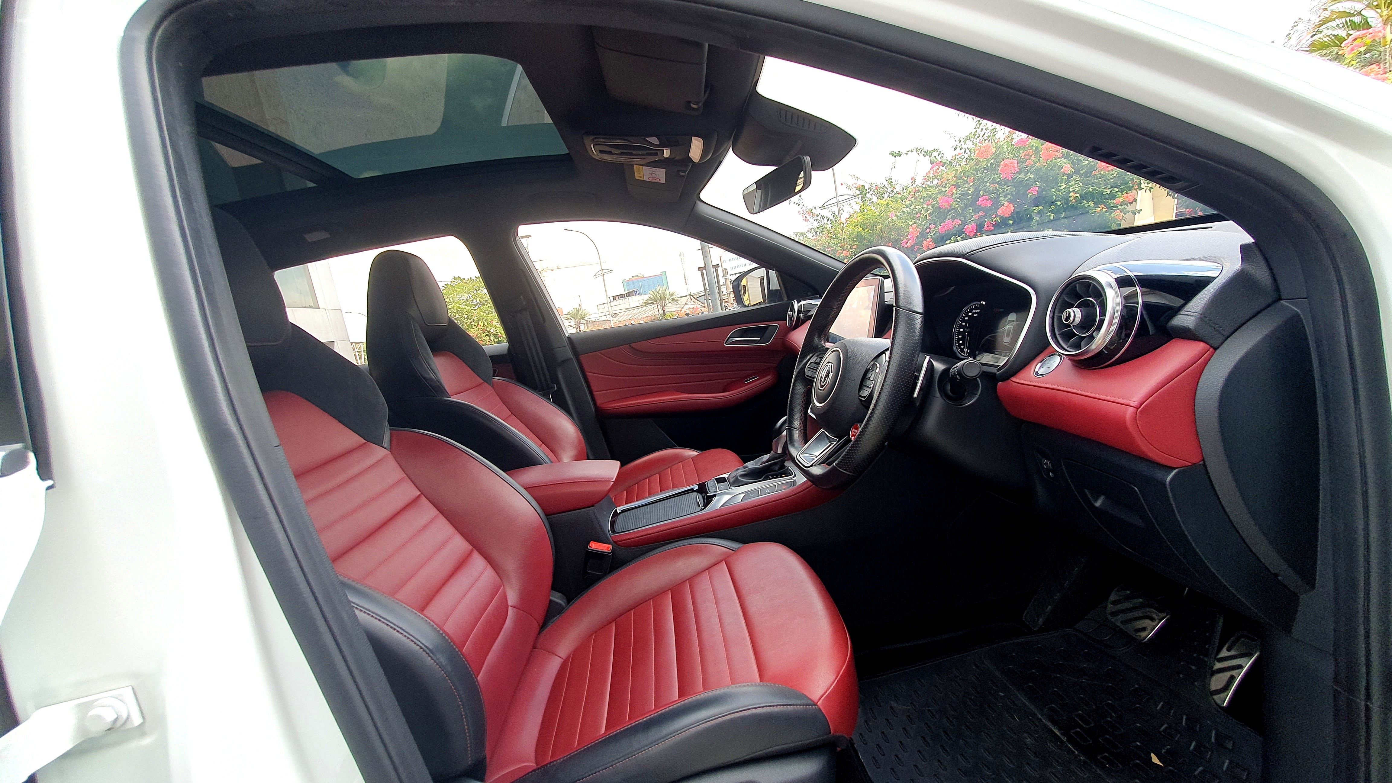 2021 MG HS 2021 MG HS