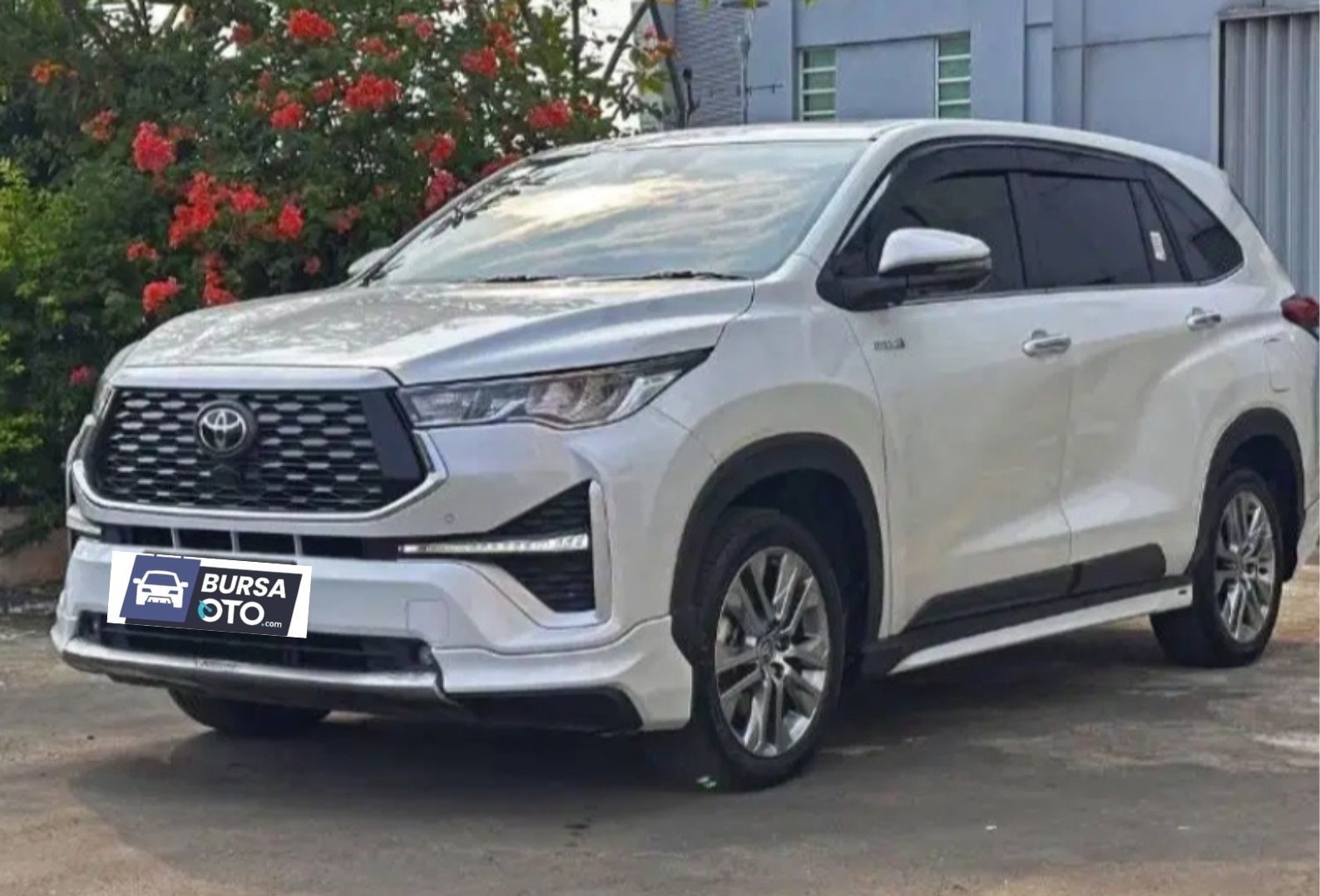 2023 Toyota Kijang Innova Zenix Hybrid EV 2023 Toyota Kijang Innova Zenix Hybrid EV