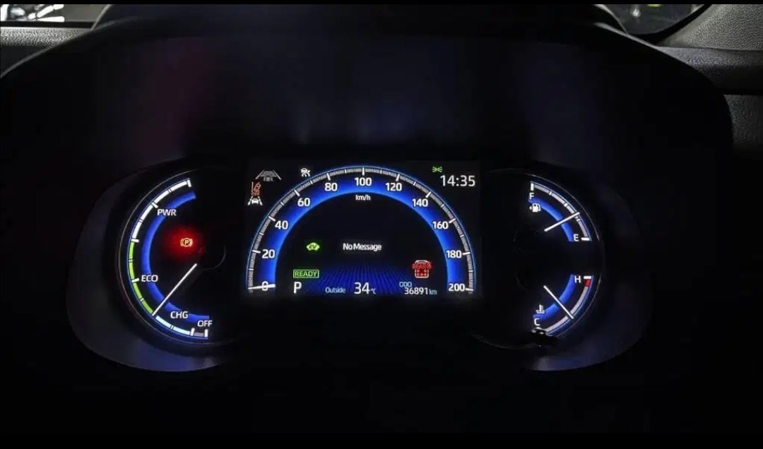 2023 Toyota Kijang Innova Zenix Hybrid EV 2023 Toyota Kijang Innova Zenix Hybrid EV