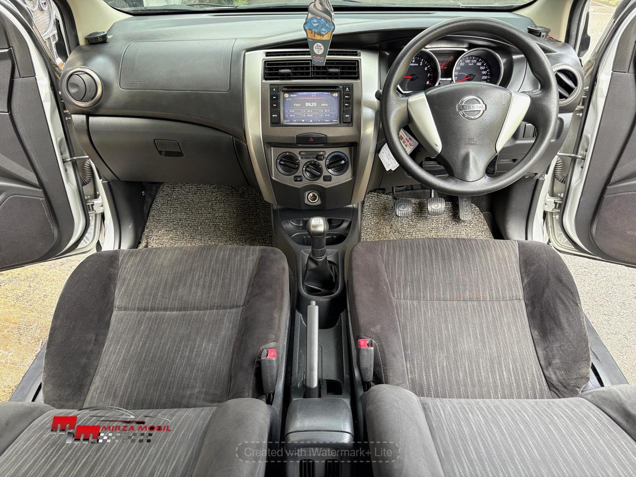 2014 Nissan Grand Livina 2014 Nissan Grand Livina