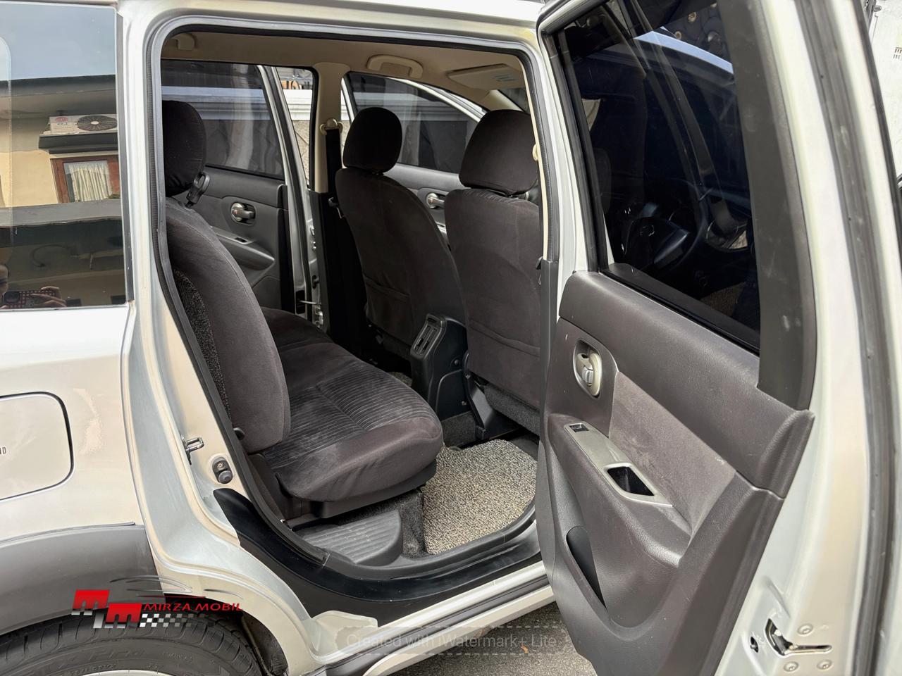 2014 Nissan Grand Livina 2014 Nissan Grand Livina