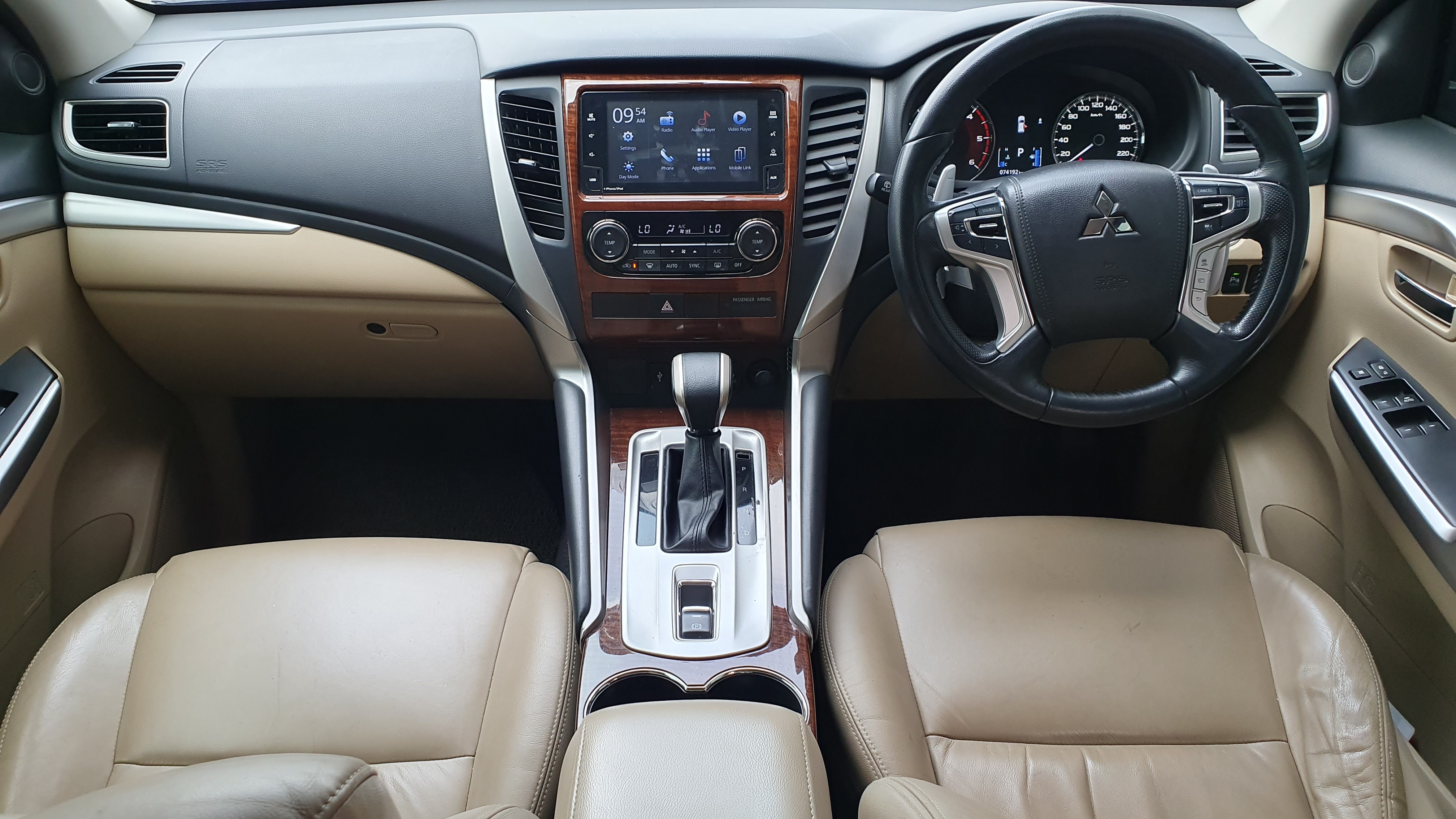 2019 Mitsubishi Pajero Sport 2019 Mitsubishi Pajero Sport