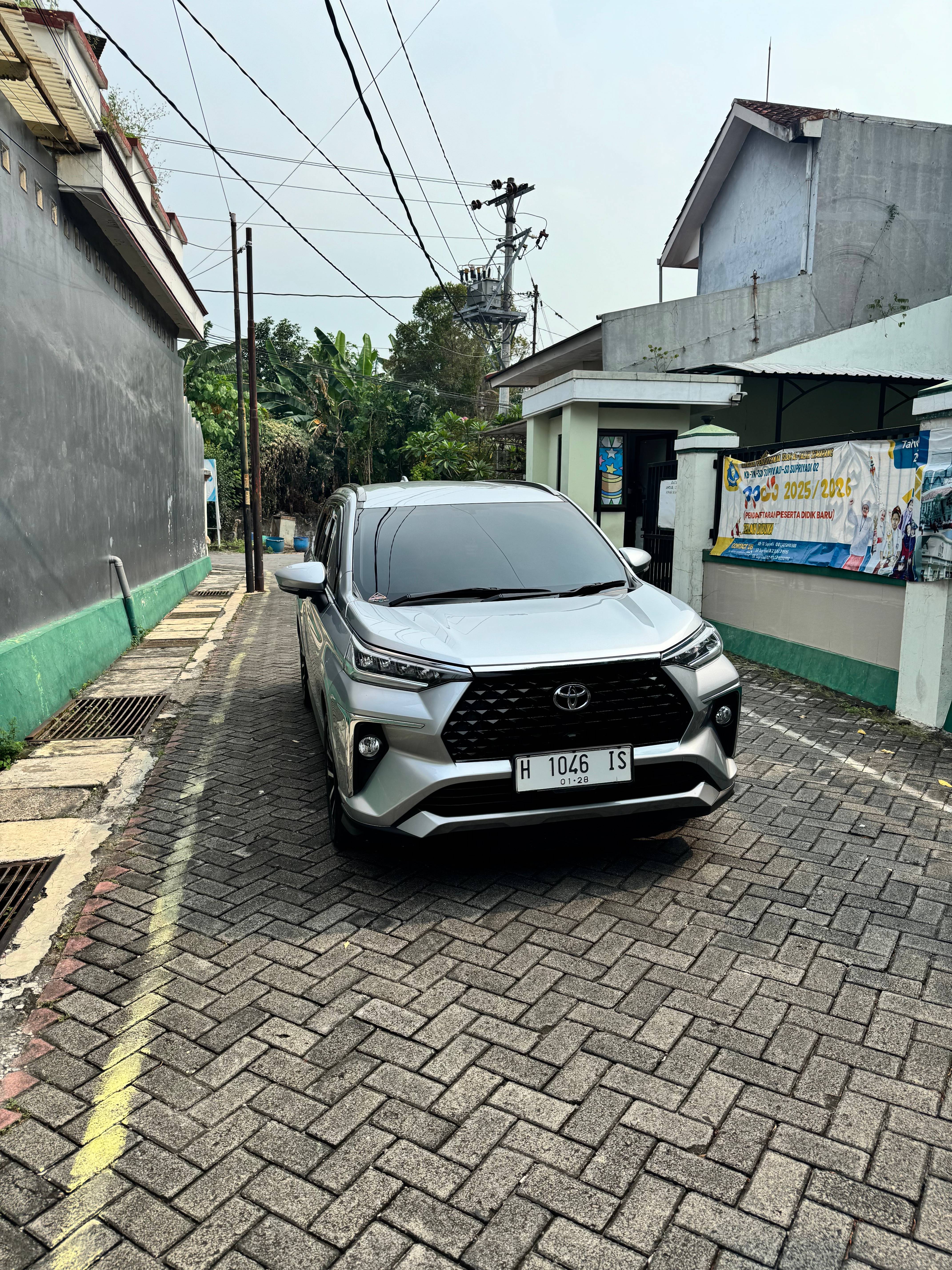 Second Hand 2022 Toyota Veloz Q CVT Second Hand 2022 Toyota Veloz Q CVT