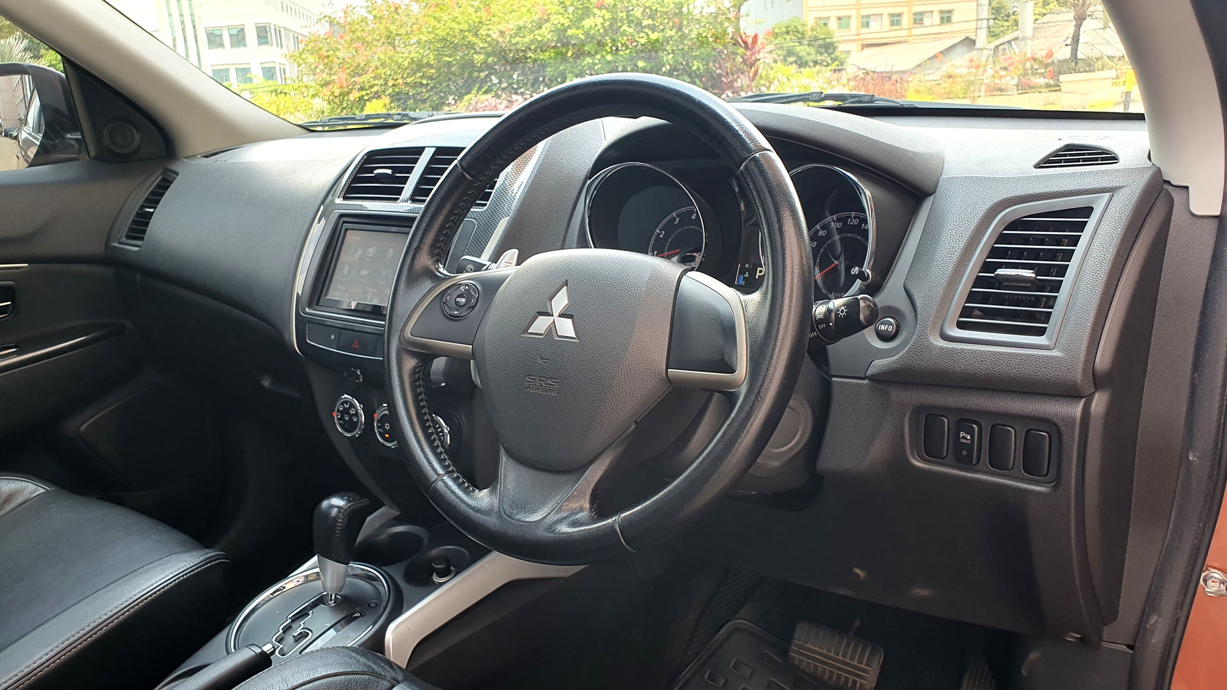 2014 Mitsubishi Outlander Sport 2014 Mitsubishi Outlander Sport