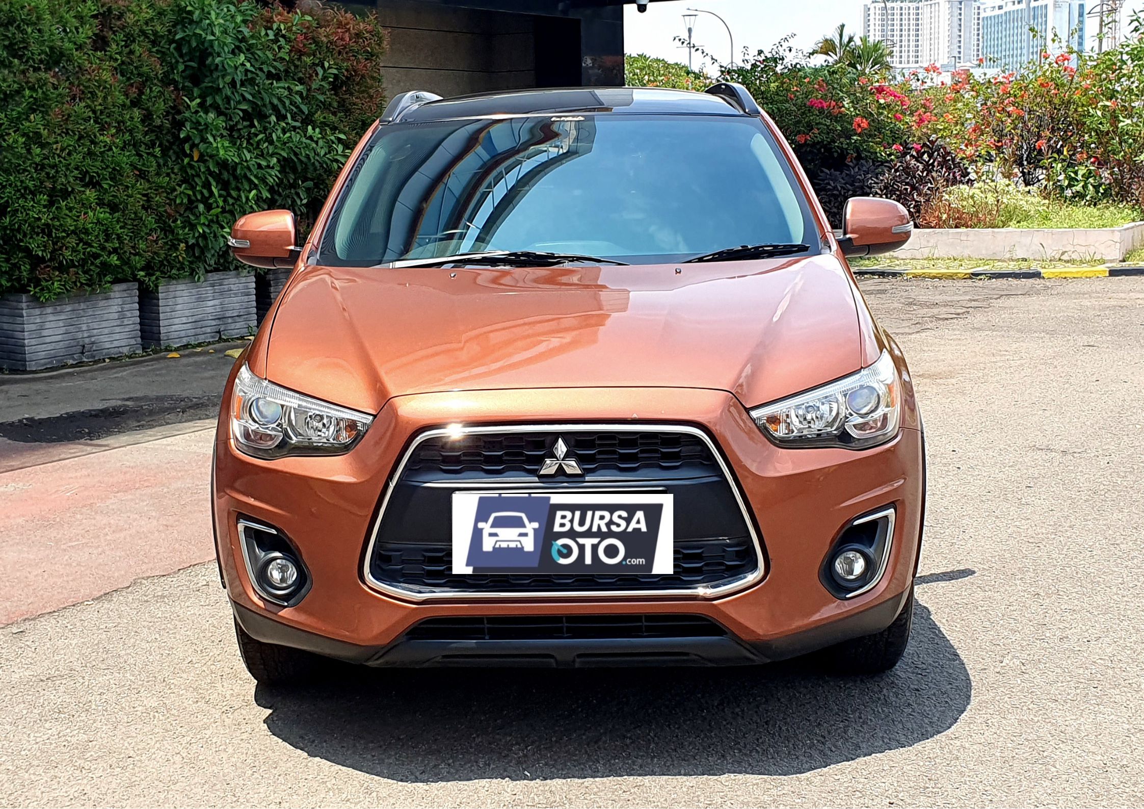 2014 Mitsubishi Outlander Sport Bekas 2014 Mitsubishi Outlander Sport Bekas