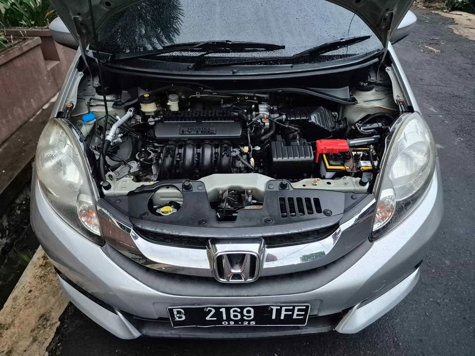 2015 Honda Mobilio  S  MT 2015 Honda Mobilio  S  MT