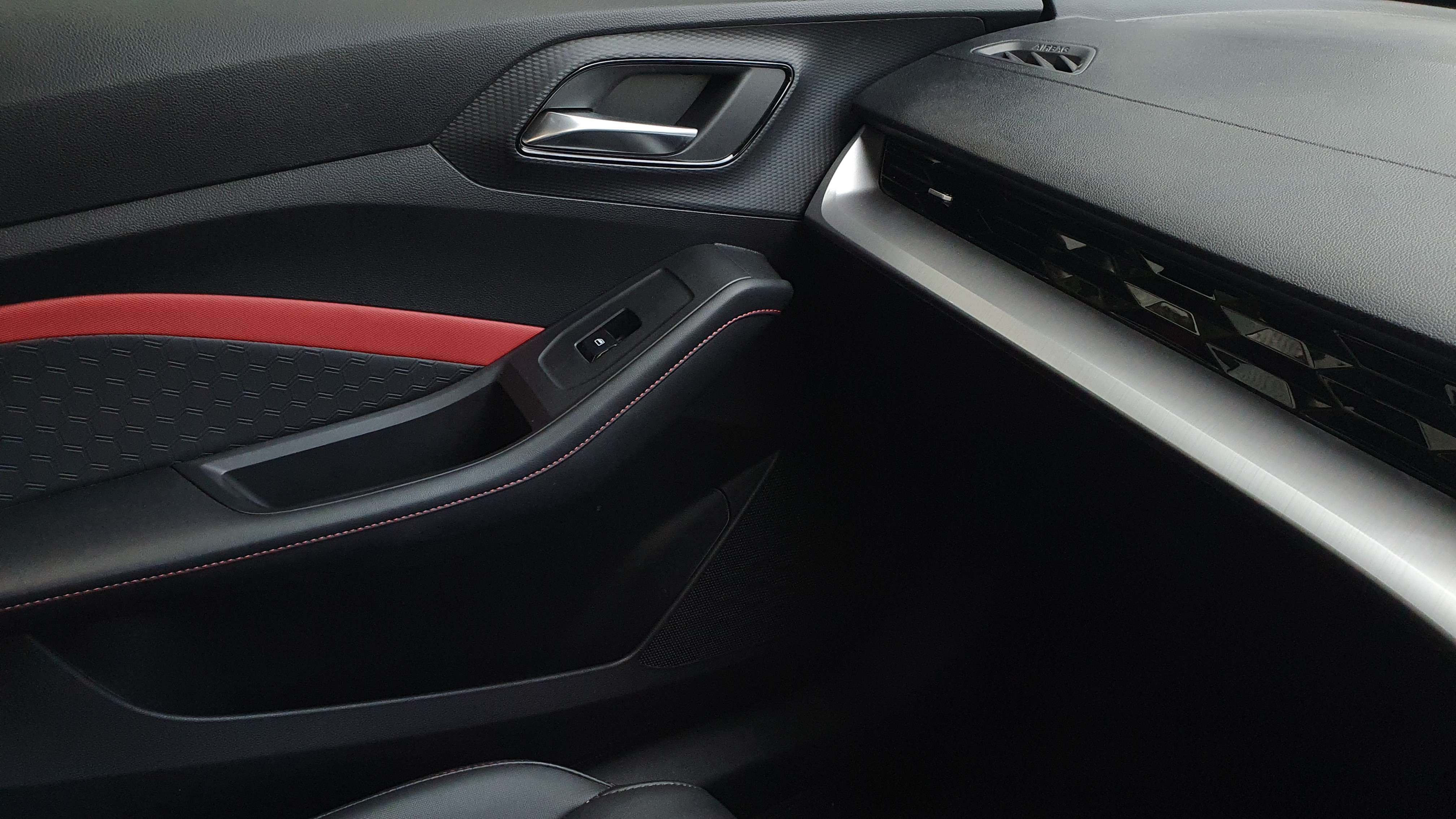 2024 MG 5 GT 2024 MG 5 GT