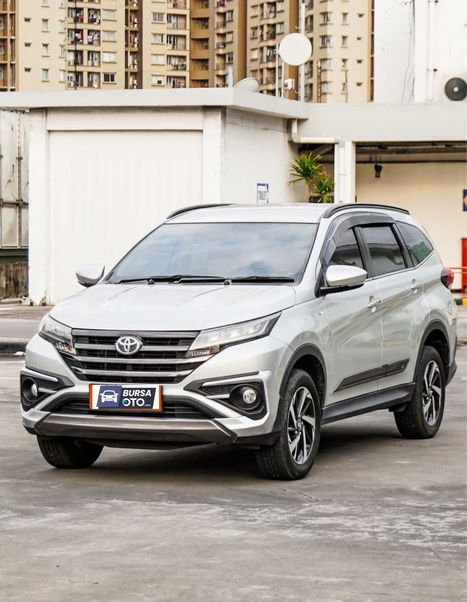 2023 Toyota Rush Bekas 2023 Toyota Rush Bekas