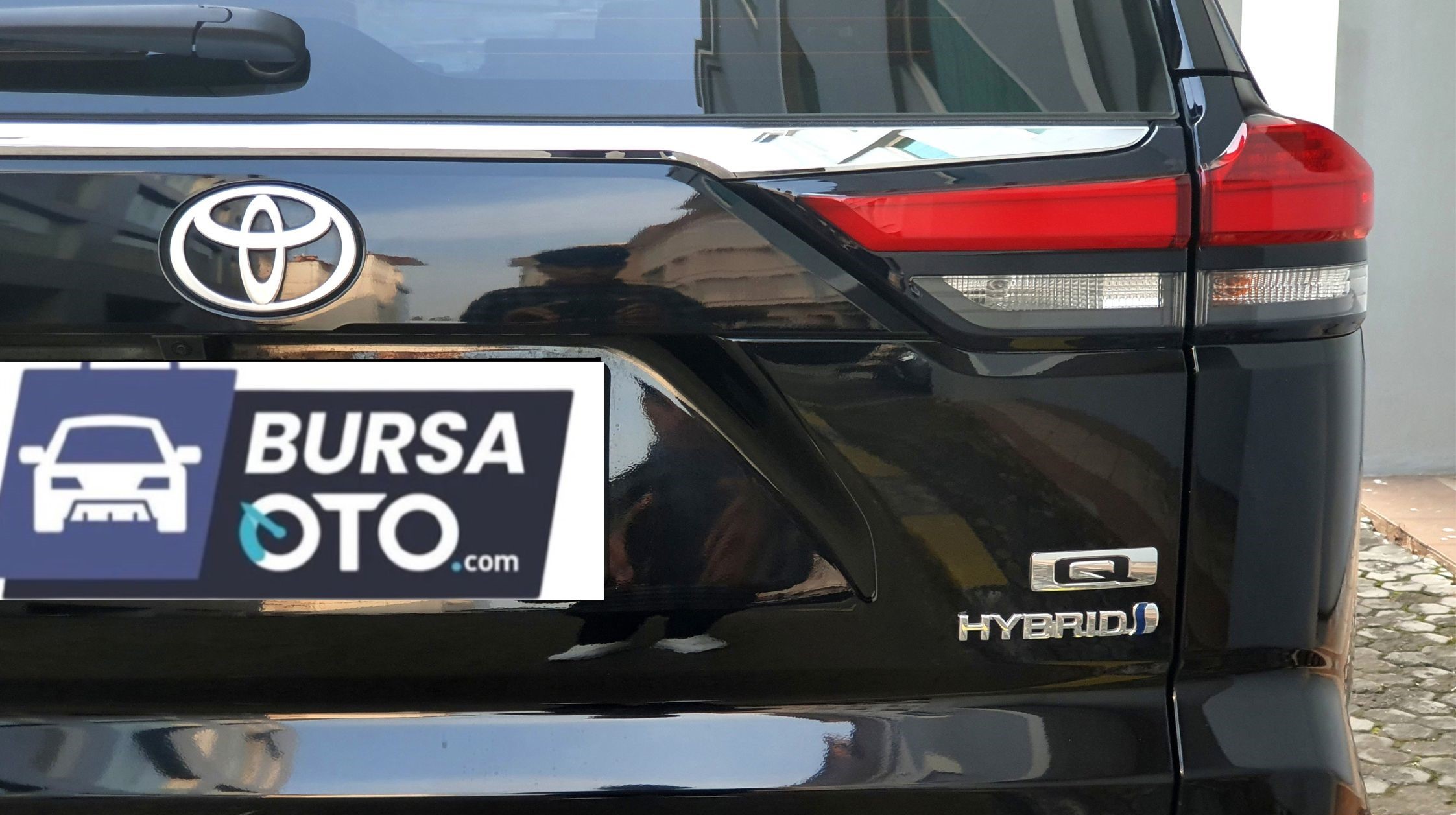 2023 Toyota Kijang Innova Zenix Hybrid EV 2023 Toyota Kijang Innova Zenix Hybrid EV