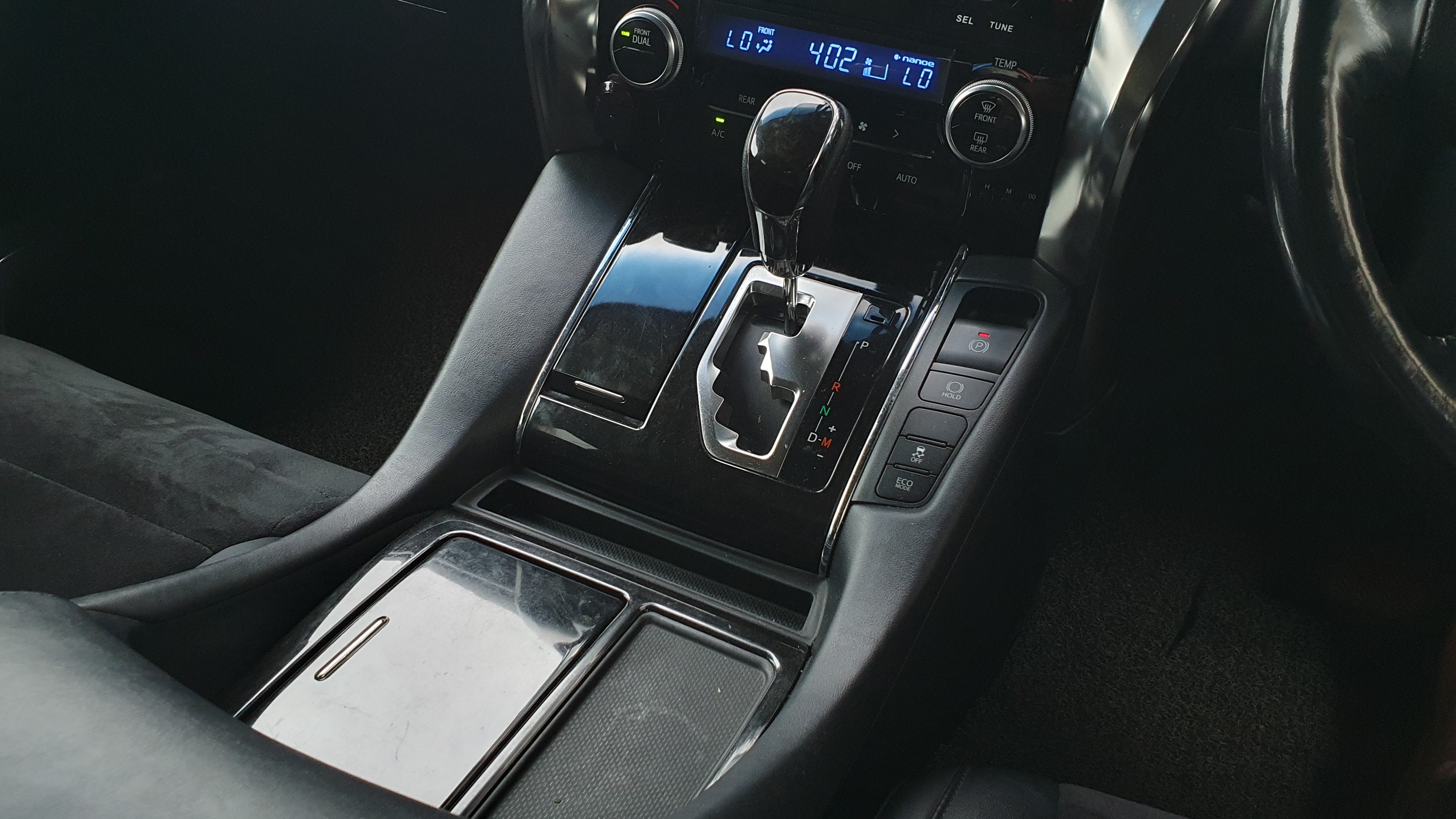 2017 Toyota Vellfire 2017 Toyota Vellfire