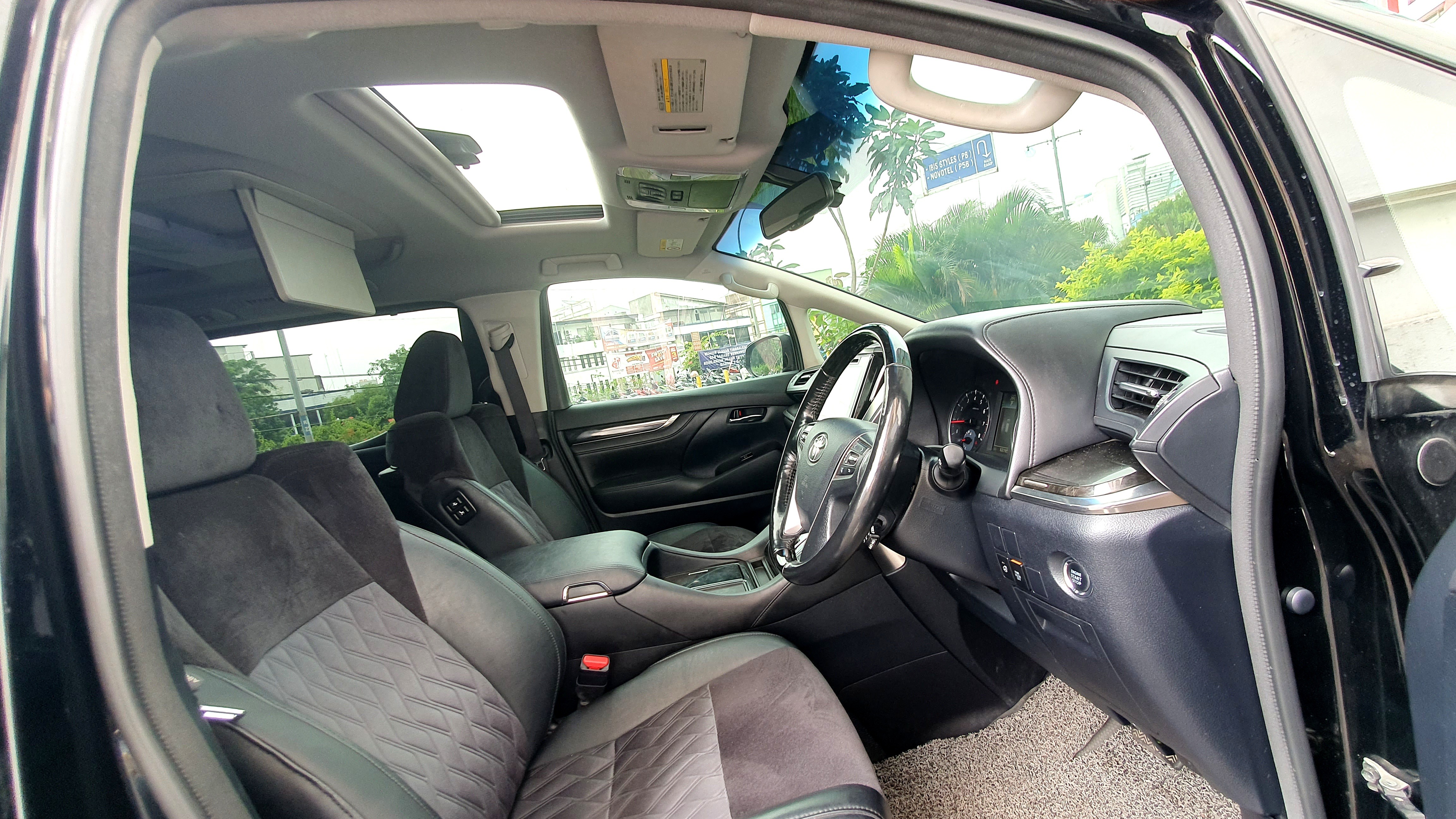 2017 Toyota Vellfire 2017 Toyota Vellfire