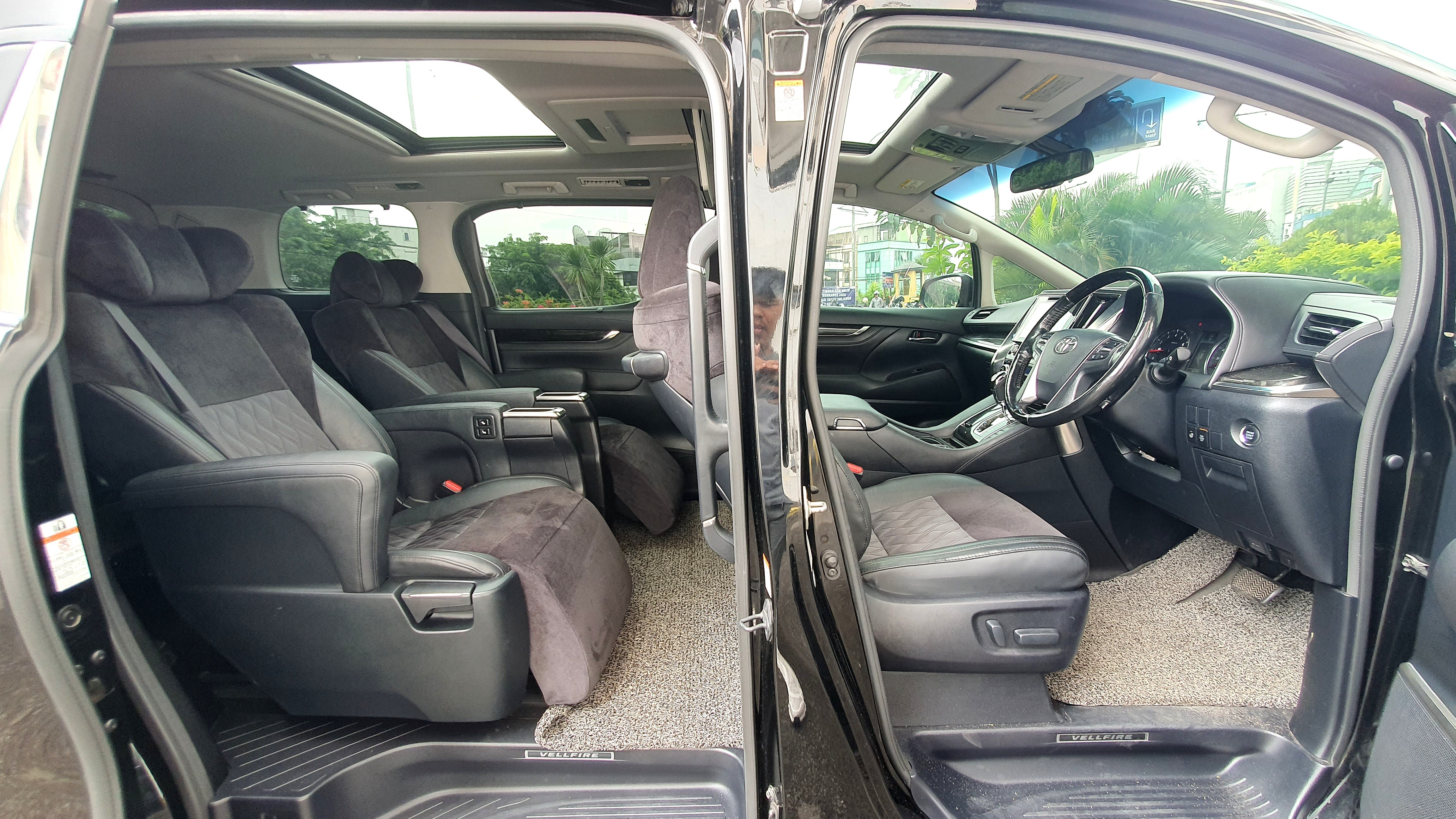 2017 Toyota Vellfire 2017 Toyota Vellfire