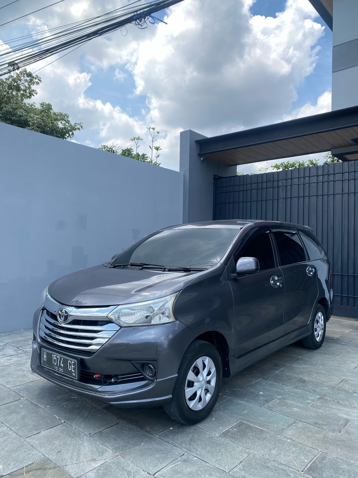 2015 Toyota Avanza  1.3 E M/T 2015 Toyota Avanza  1.3 E M/T