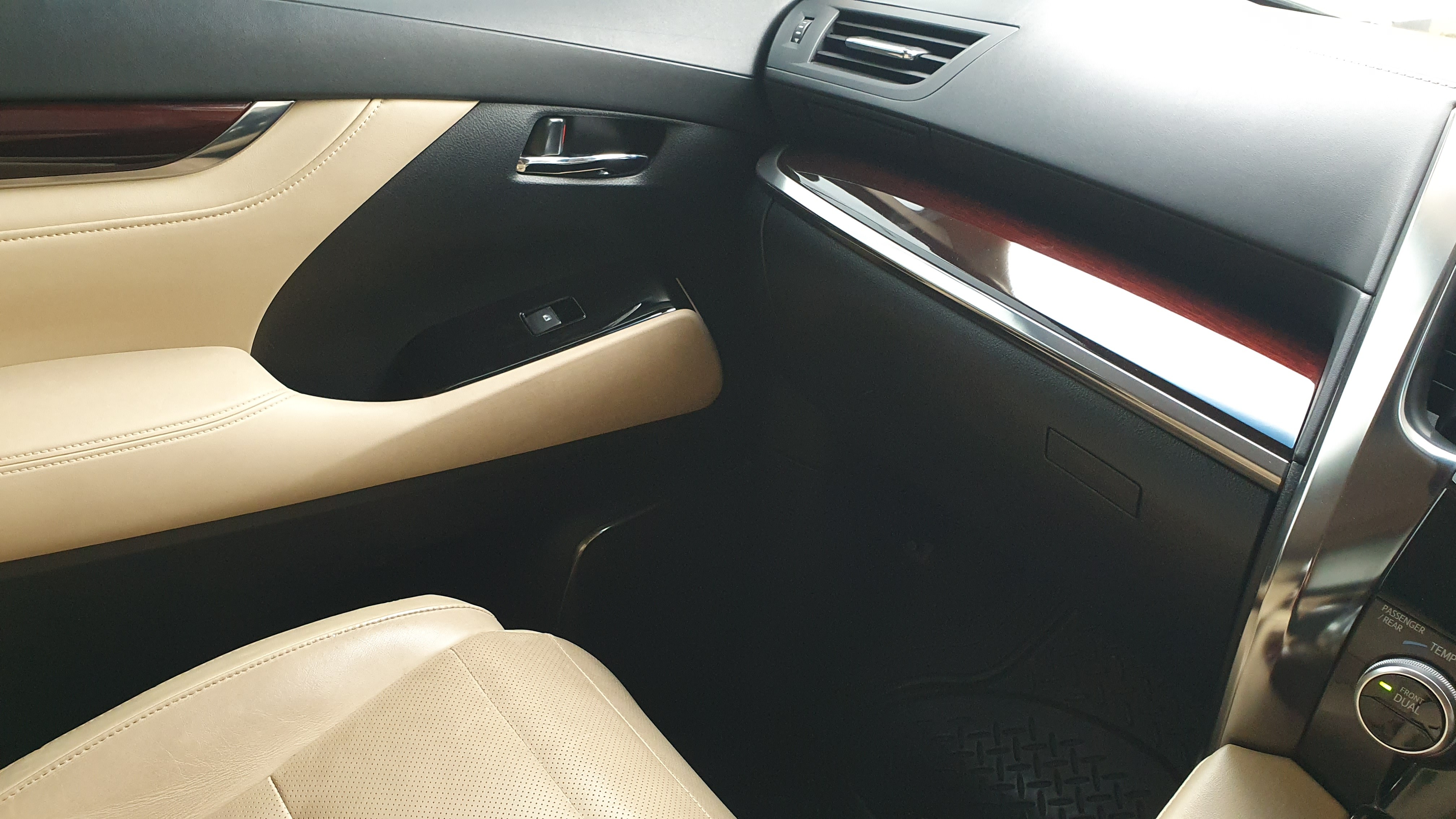 2017 Toyota Alphard 2017 Toyota Alphard