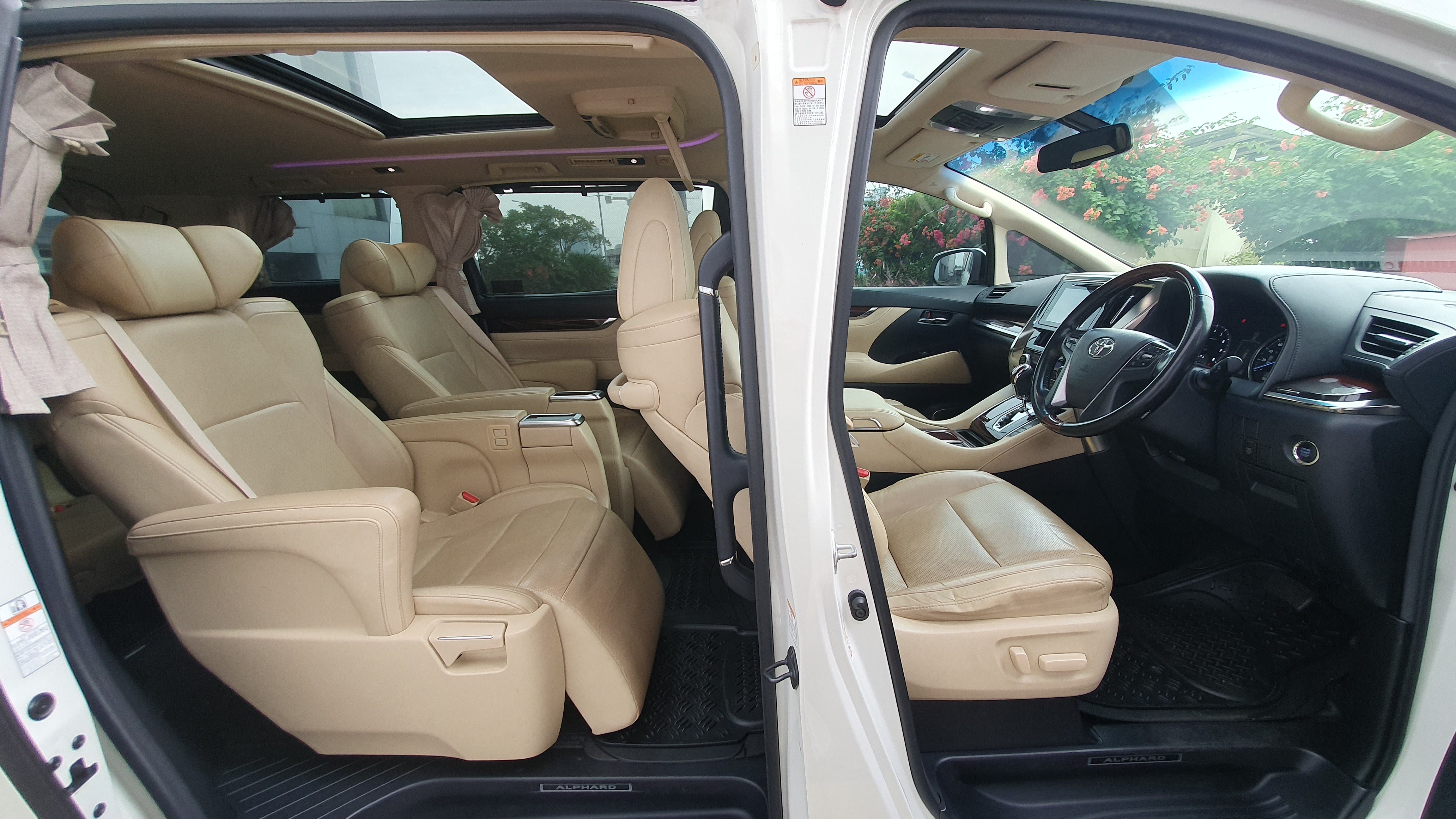 2017 Toyota Alphard 2017 Toyota Alphard
