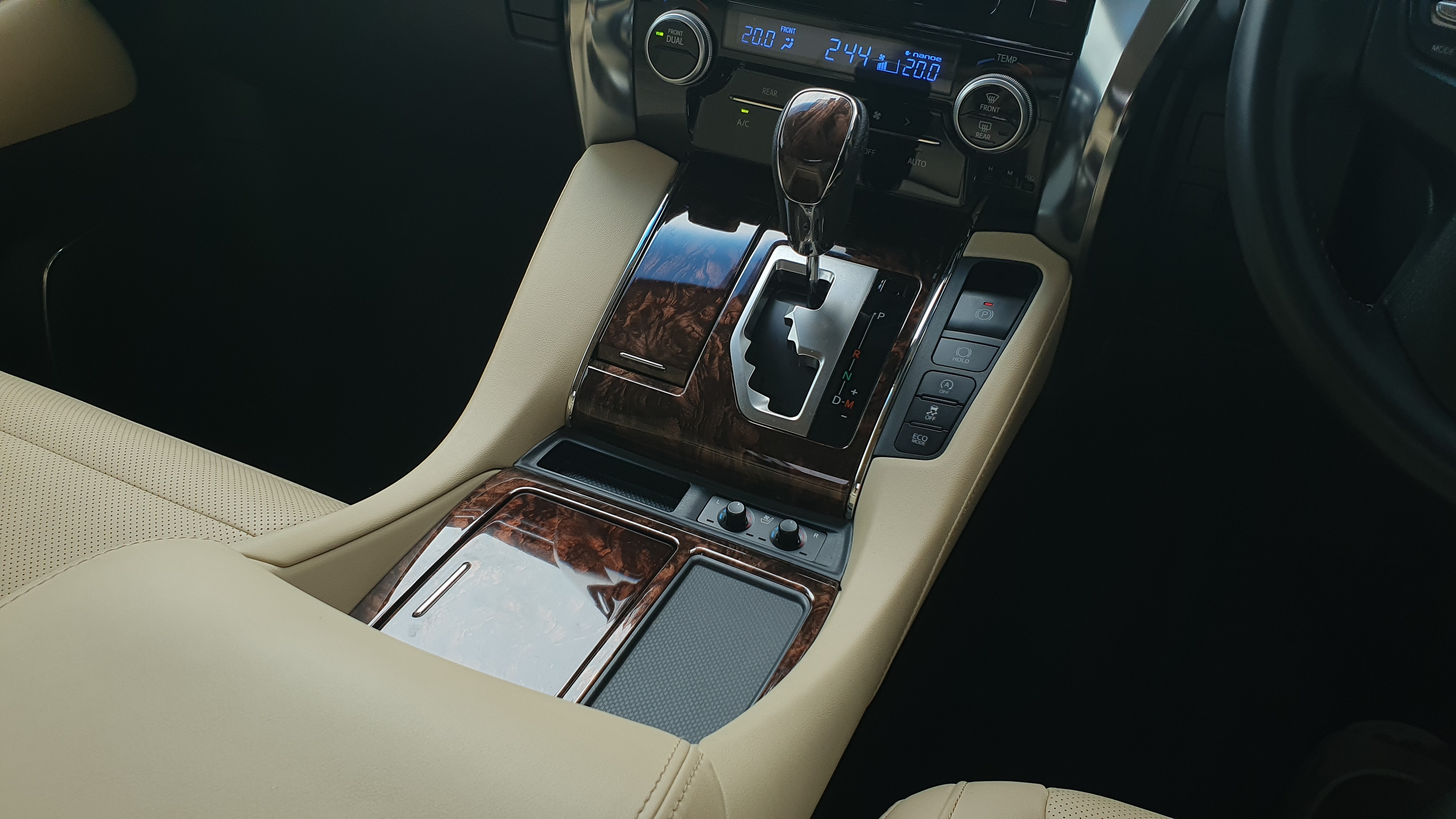 2024 Toyota Alphard 2024 Toyota Alphard
