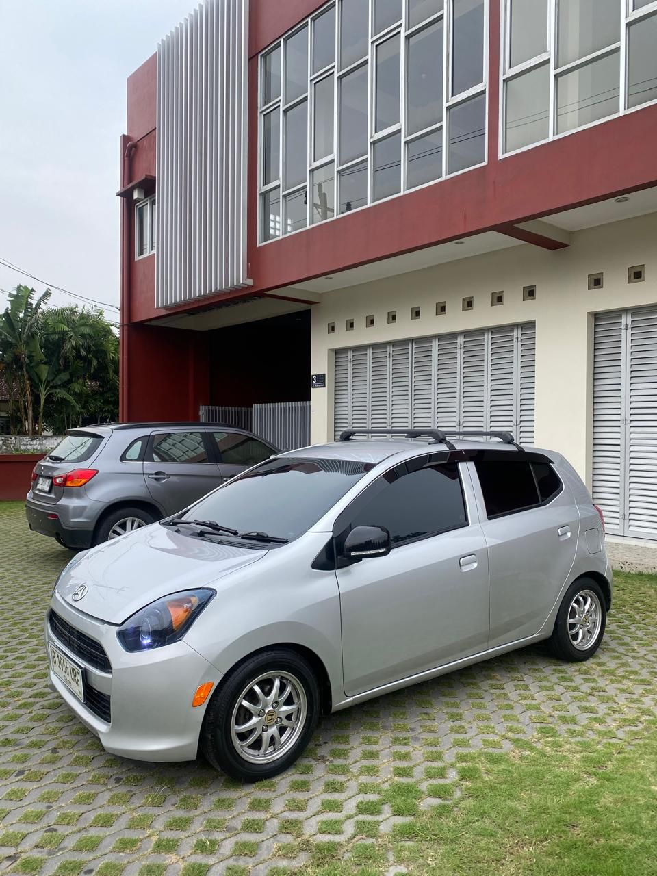 2012 Daihatsu Ayla 1.0L D Plus MT 2012 Daihatsu Ayla 1.0L D Plus MT