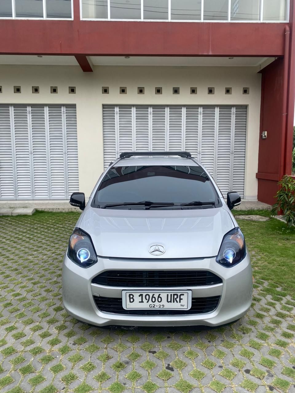 Second Hand 2012 Daihatsu Ayla 1.0L D Plus MT Second Hand 2012 Daihatsu Ayla 1.0L D Plus MT