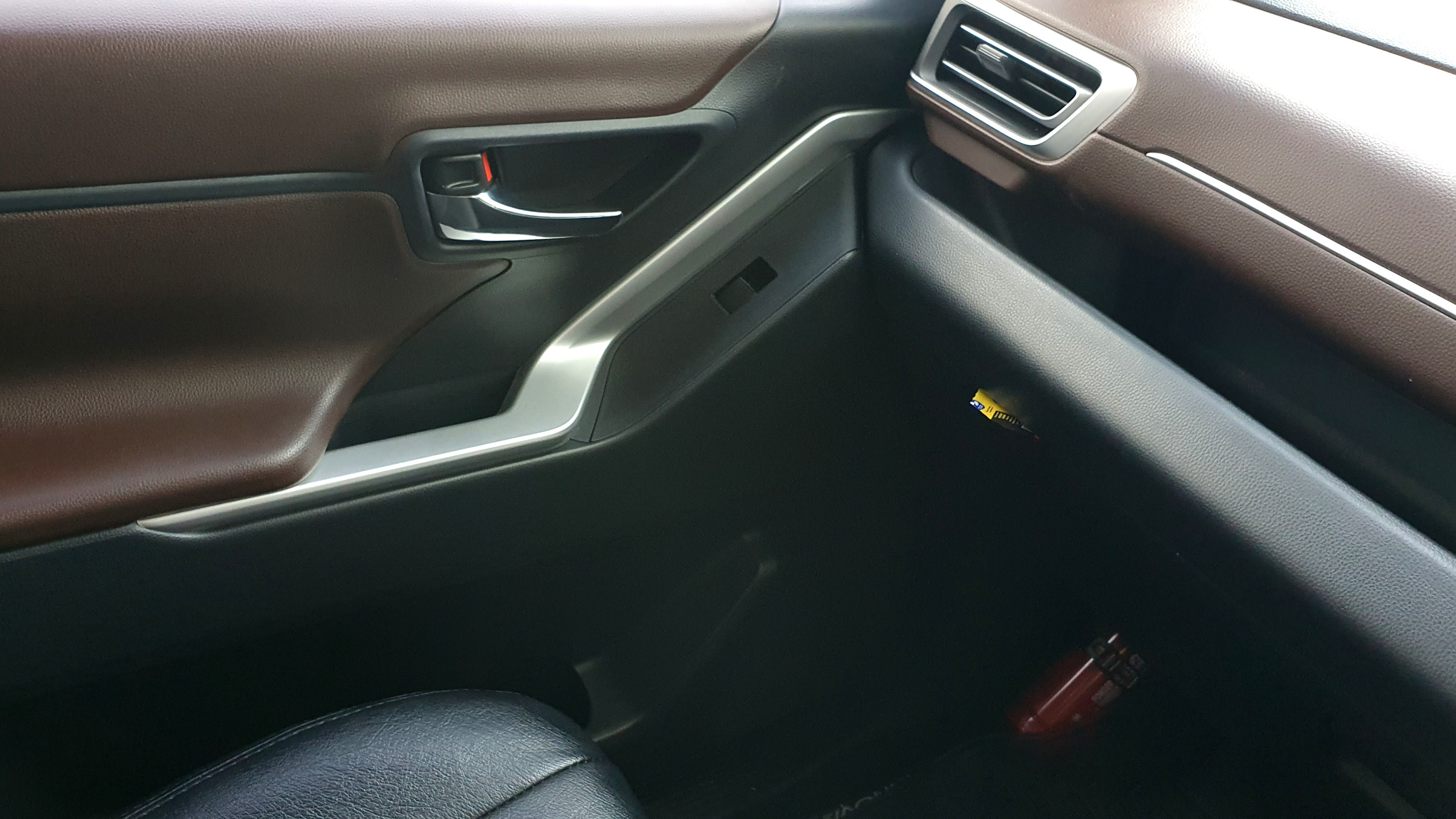 2024 Toyota Kijang Innova Zenix Hybrid EV 2024 Toyota Kijang Innova Zenix Hybrid EV