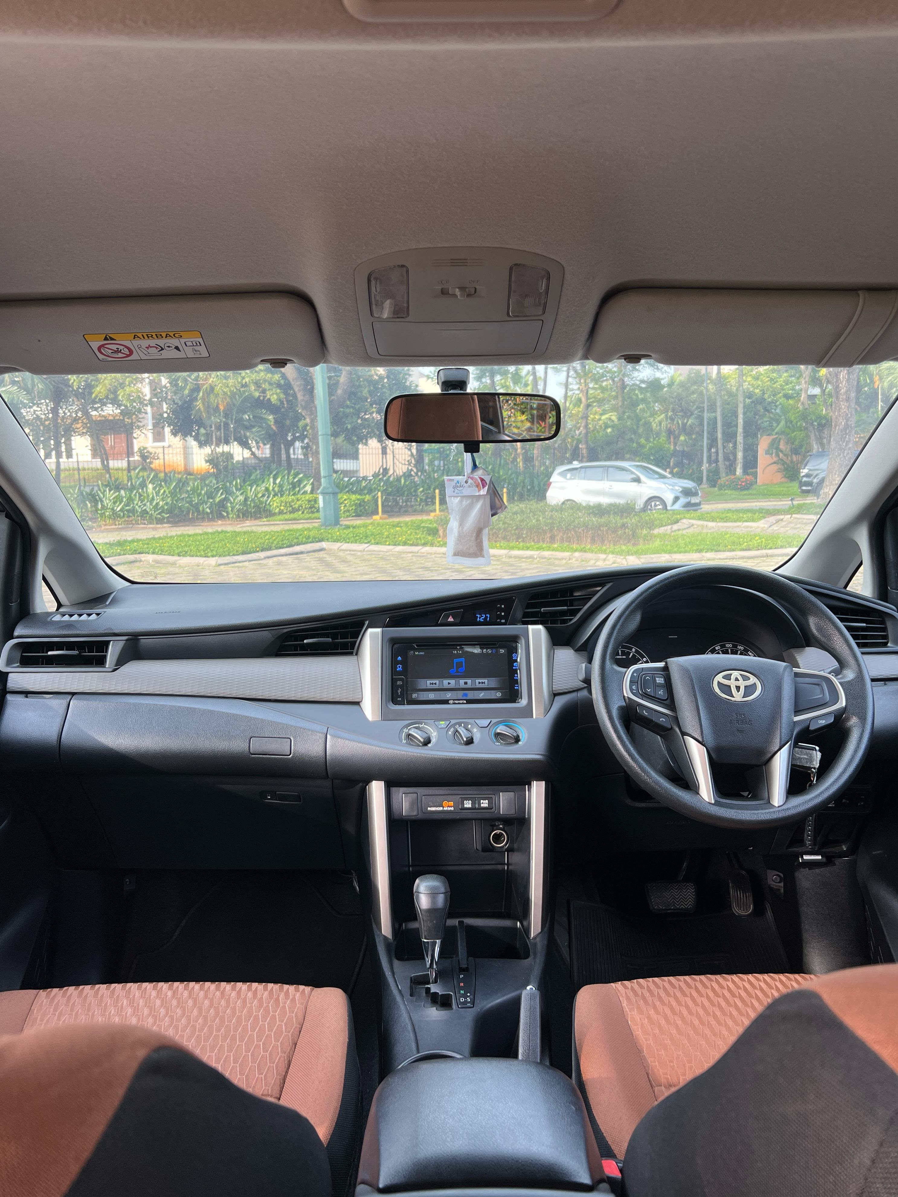 2018 Toyota Kijang Innova G LUXURY AT BENSIN 2018 Toyota Kijang Innova G LUXURY AT BENSIN