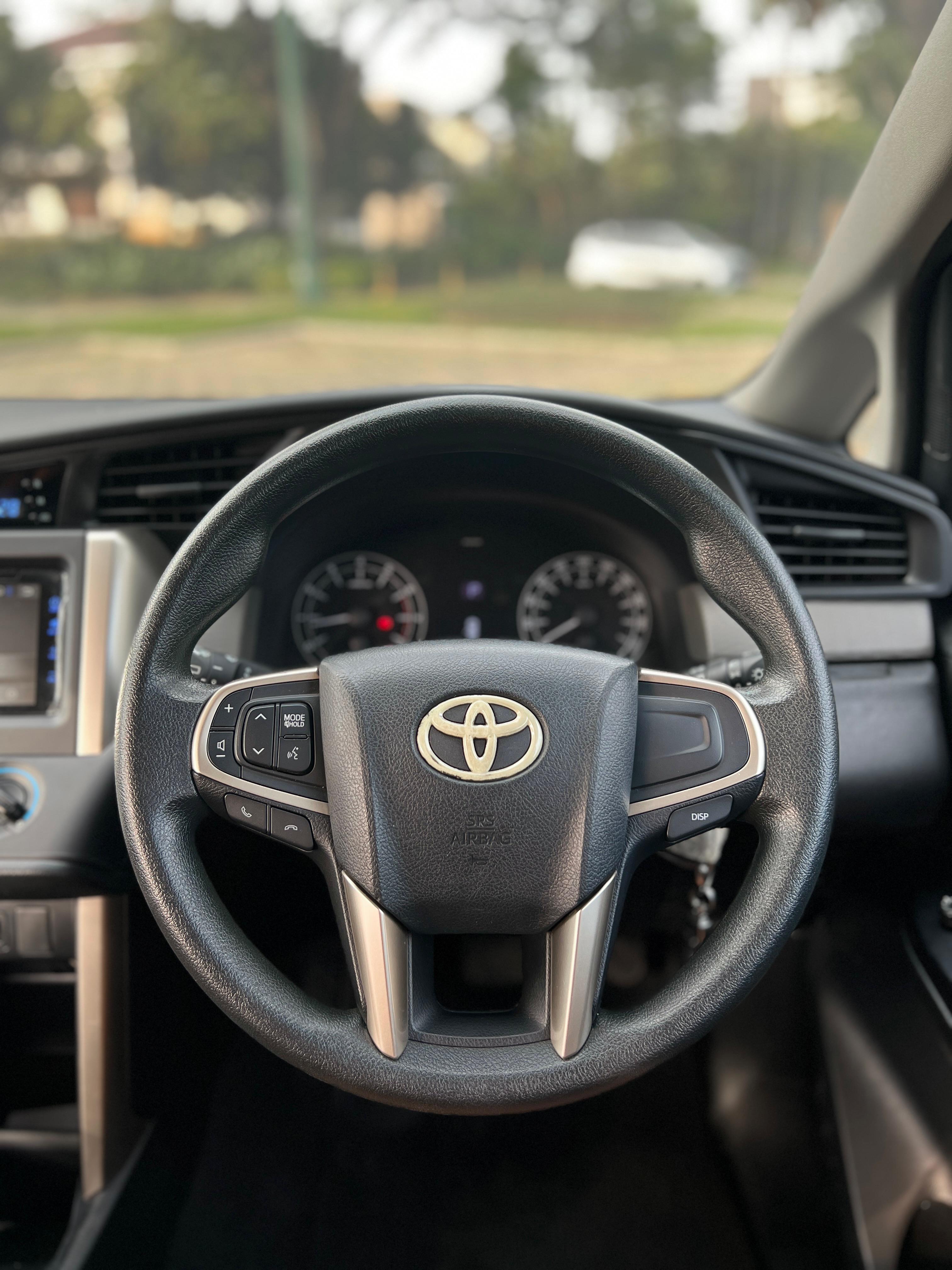 2018 Toyota Kijang Innova G LUXURY AT BENSIN 2018 Toyota Kijang Innova G LUXURY AT BENSIN