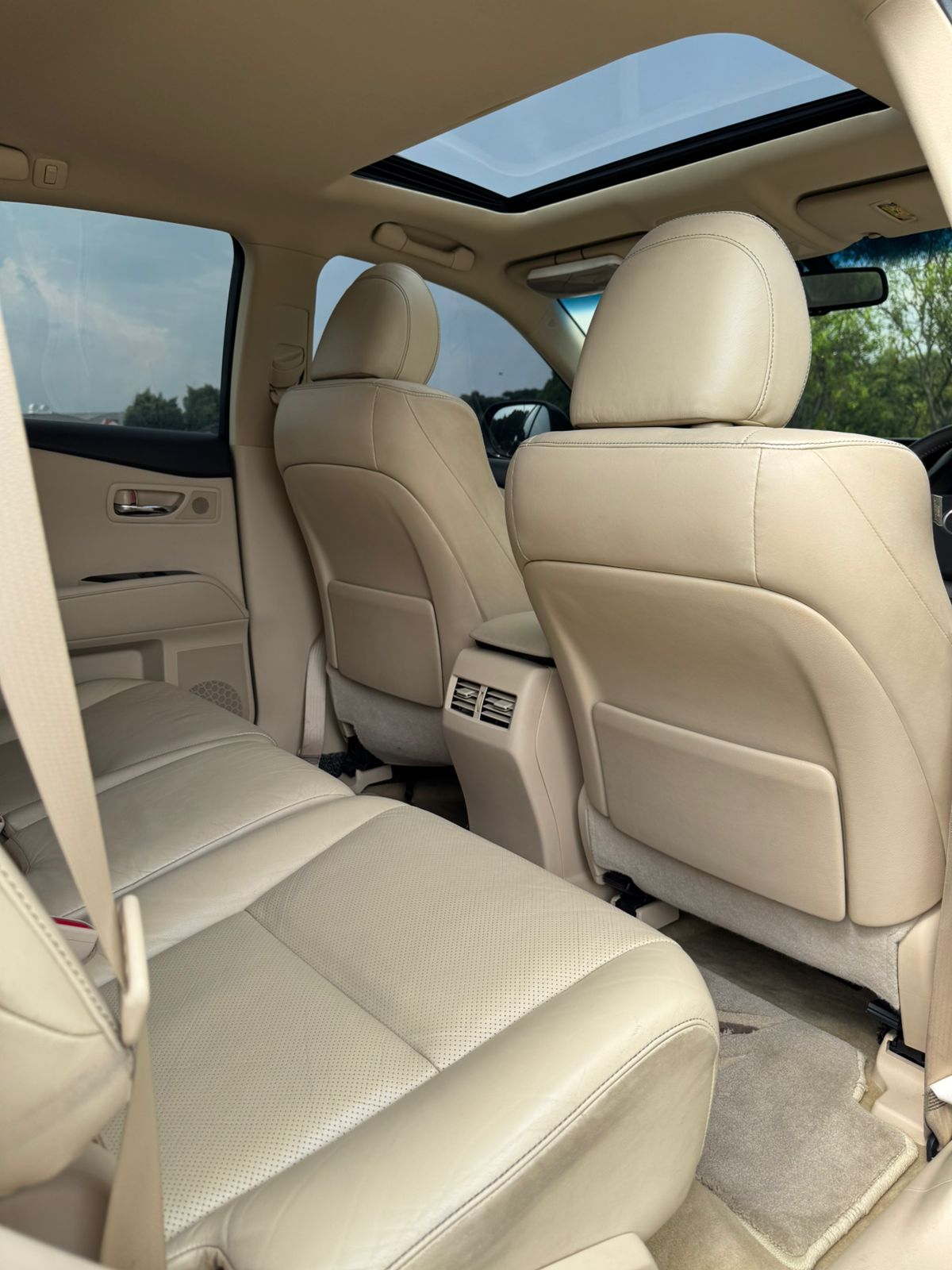 2012 Lexus RX 270 2.7 AT 2012 Lexus RX 270 2.7 AT