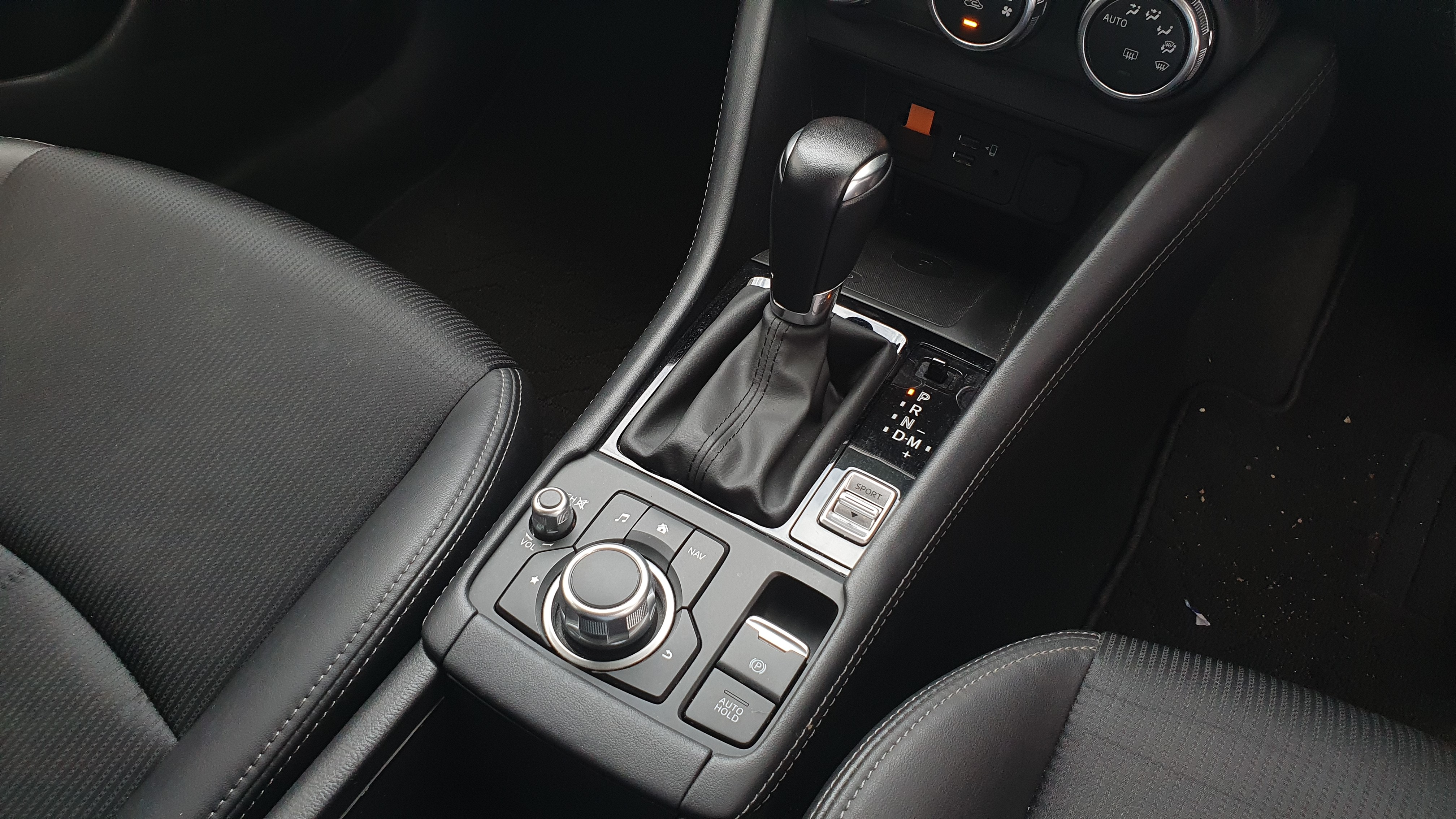 2022 Mazda CX-3 2022 Mazda CX-3