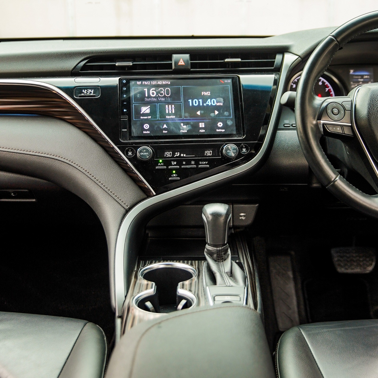 2021 Toyota Camry V 2.5L AT 2021 Toyota Camry V 2.5L AT