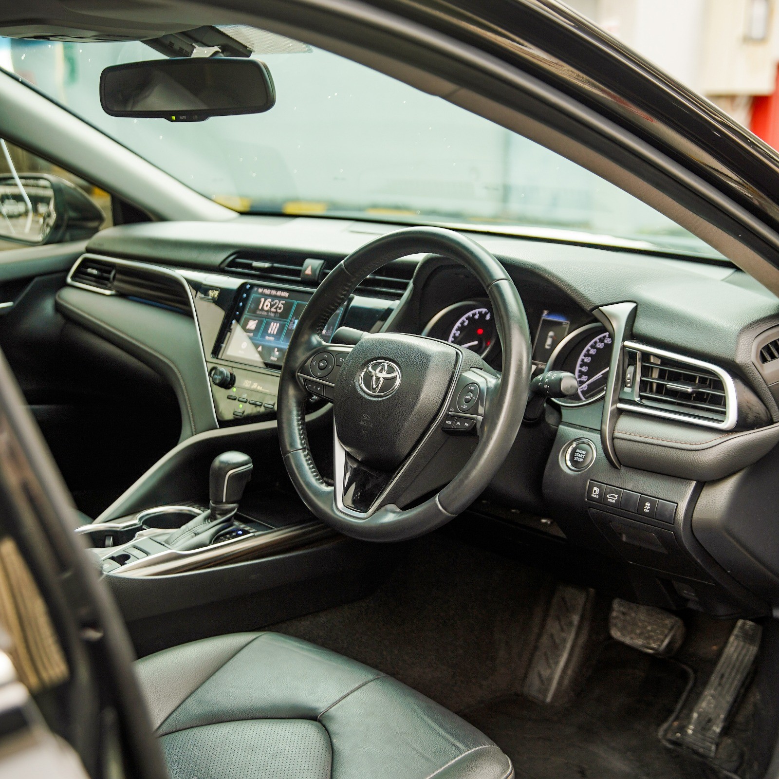 2021 Toyota Camry V 2.5L AT 2021 Toyota Camry V 2.5L AT