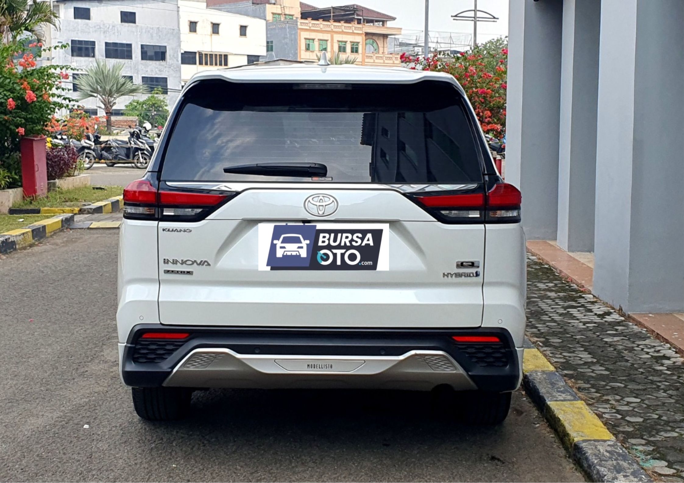 2024 Toyota Kijang Innova Zenix Hybrid EV 2024 Toyota Kijang Innova Zenix Hybrid EV