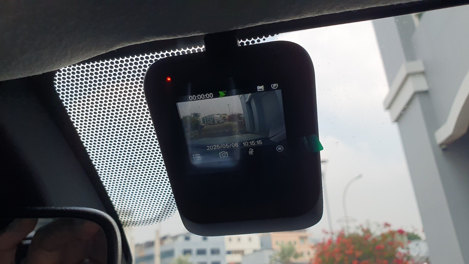 2024 Toyota Kijang Innova Zenix Hybrid EV 2024 Toyota Kijang Innova Zenix Hybrid EV