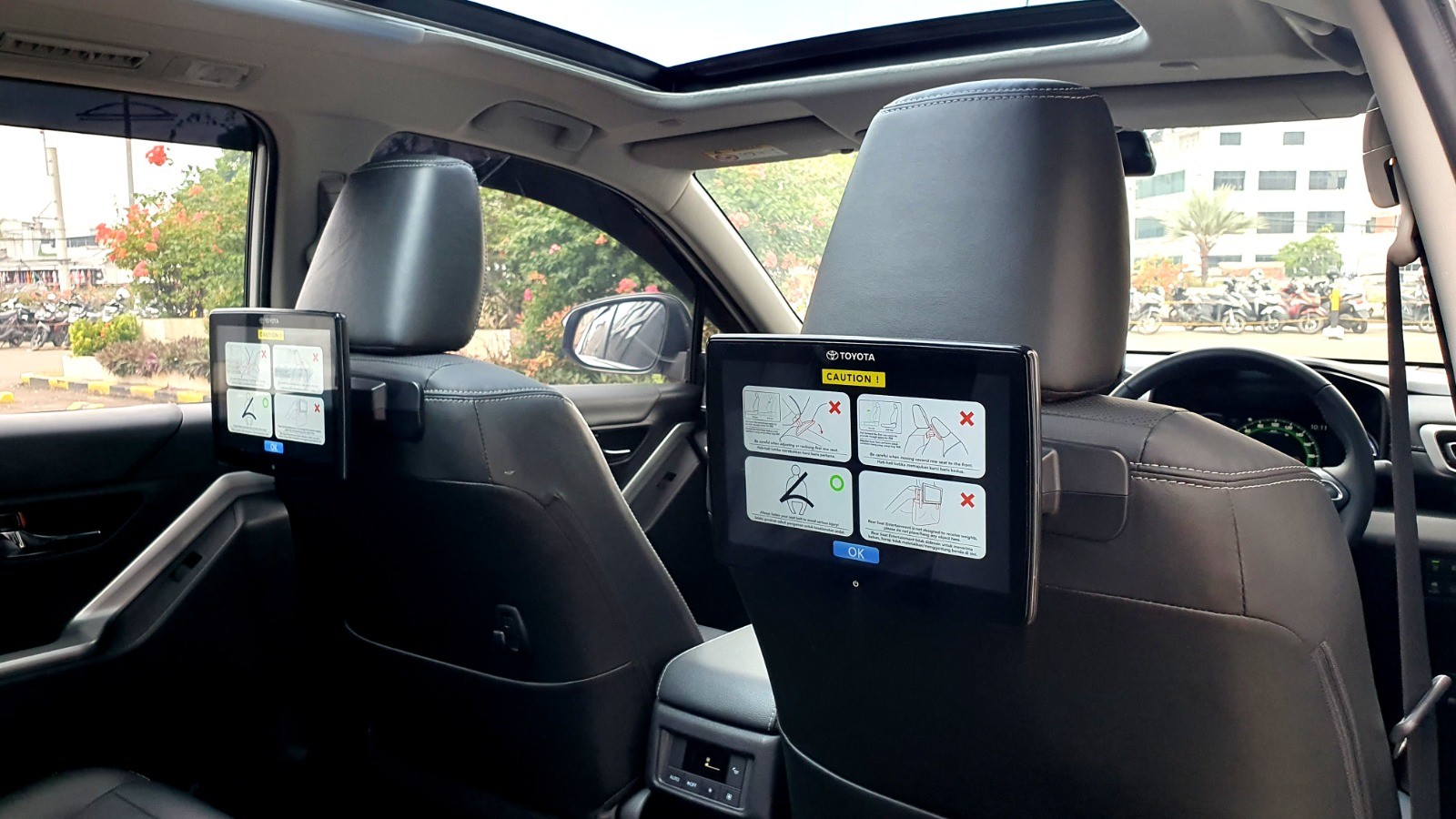 2024 Toyota Kijang Innova Zenix Hybrid EV 2024 Toyota Kijang Innova Zenix Hybrid EV