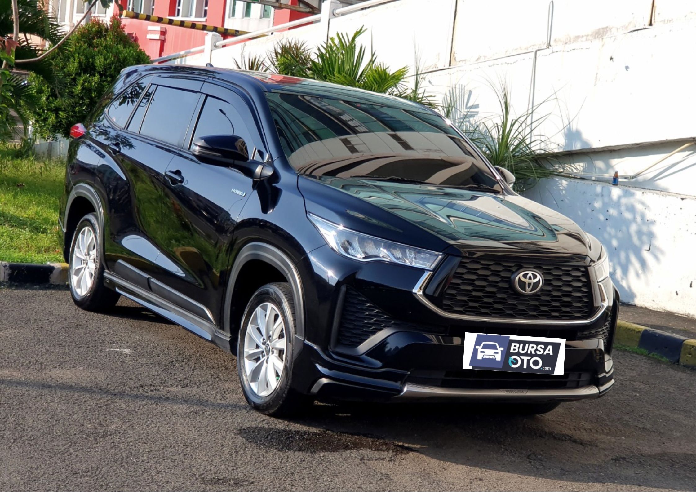 2023 Toyota Kijang Innova Zenix Hybrid EV 2023 Toyota Kijang Innova Zenix Hybrid EV