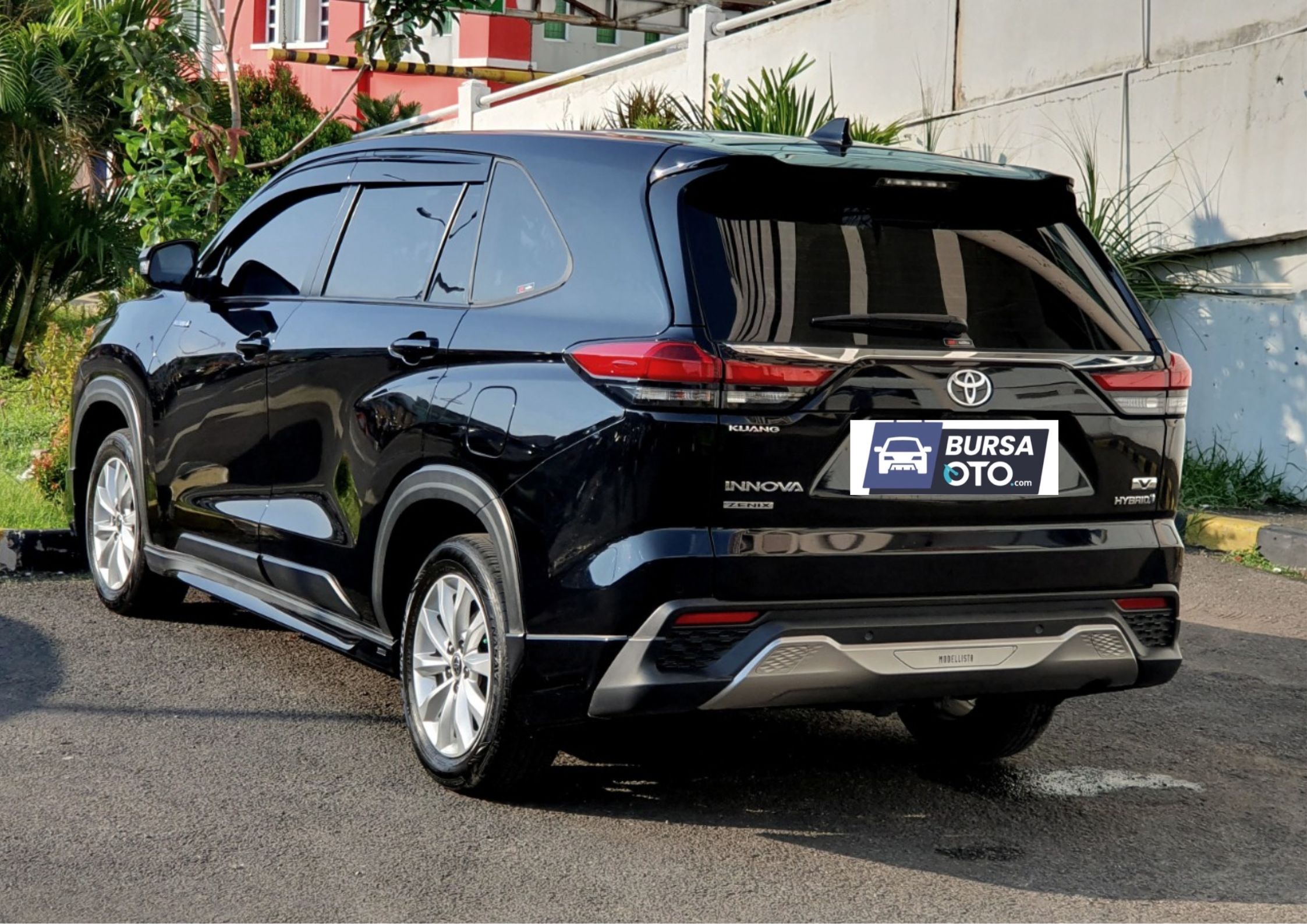 2023 Toyota Kijang Innova Zenix Hybrid EV 2023 Toyota Kijang Innova Zenix Hybrid EV