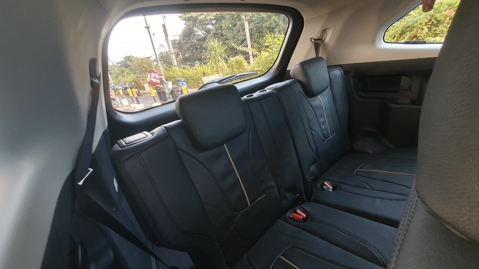 2023 Toyota Kijang Innova Zenix Hybrid EV 2023 Toyota Kijang Innova Zenix Hybrid EV