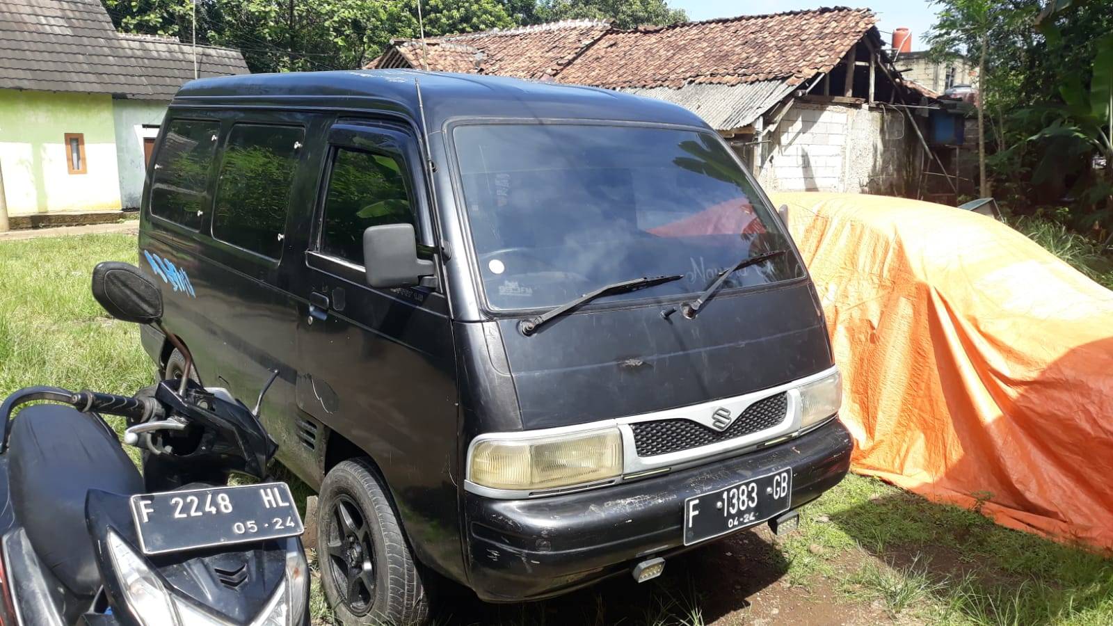 2004 Suzuki Carry Futura DRV 1.5L MT Bekas 2004 Suzuki Carry Futura DRV 1.5L MT Bekas