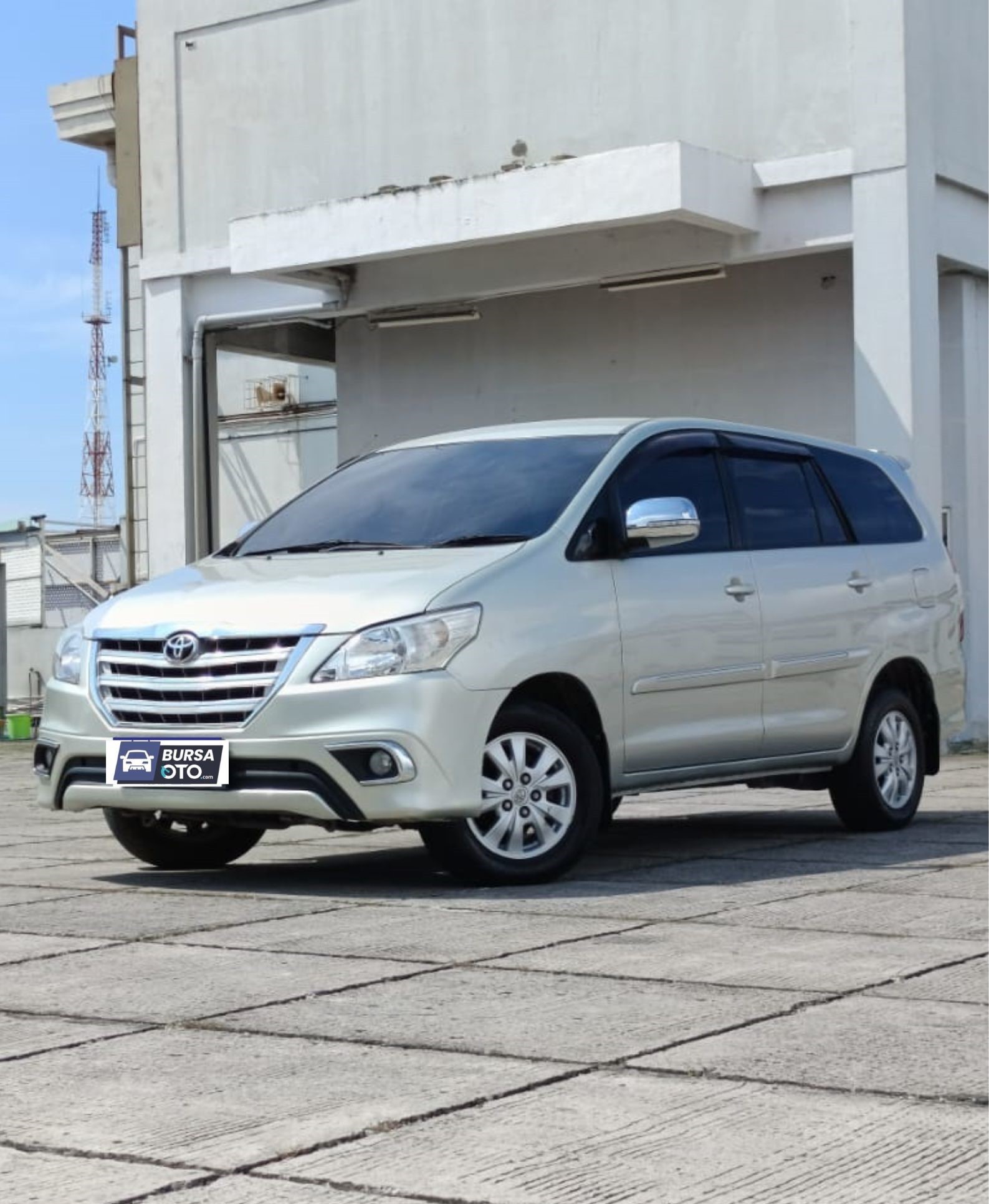 2011 Toyota Innova 2011 Toyota Innova