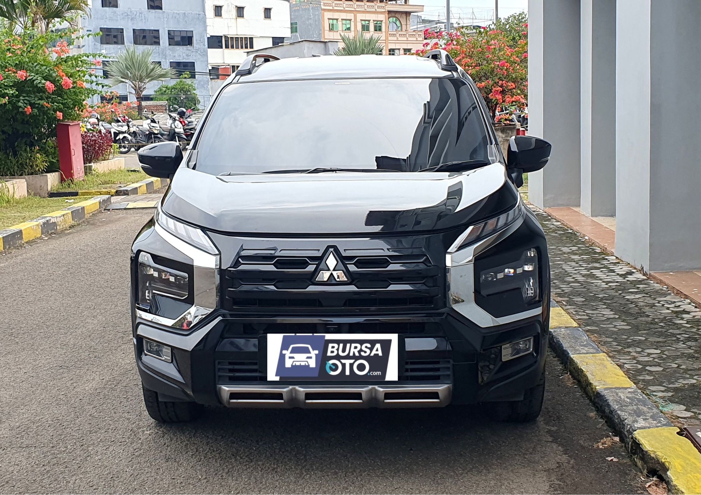 Second Hand 2022 Mitsubishi Xpander Cross Second Hand 2022 Mitsubishi Xpander Cross