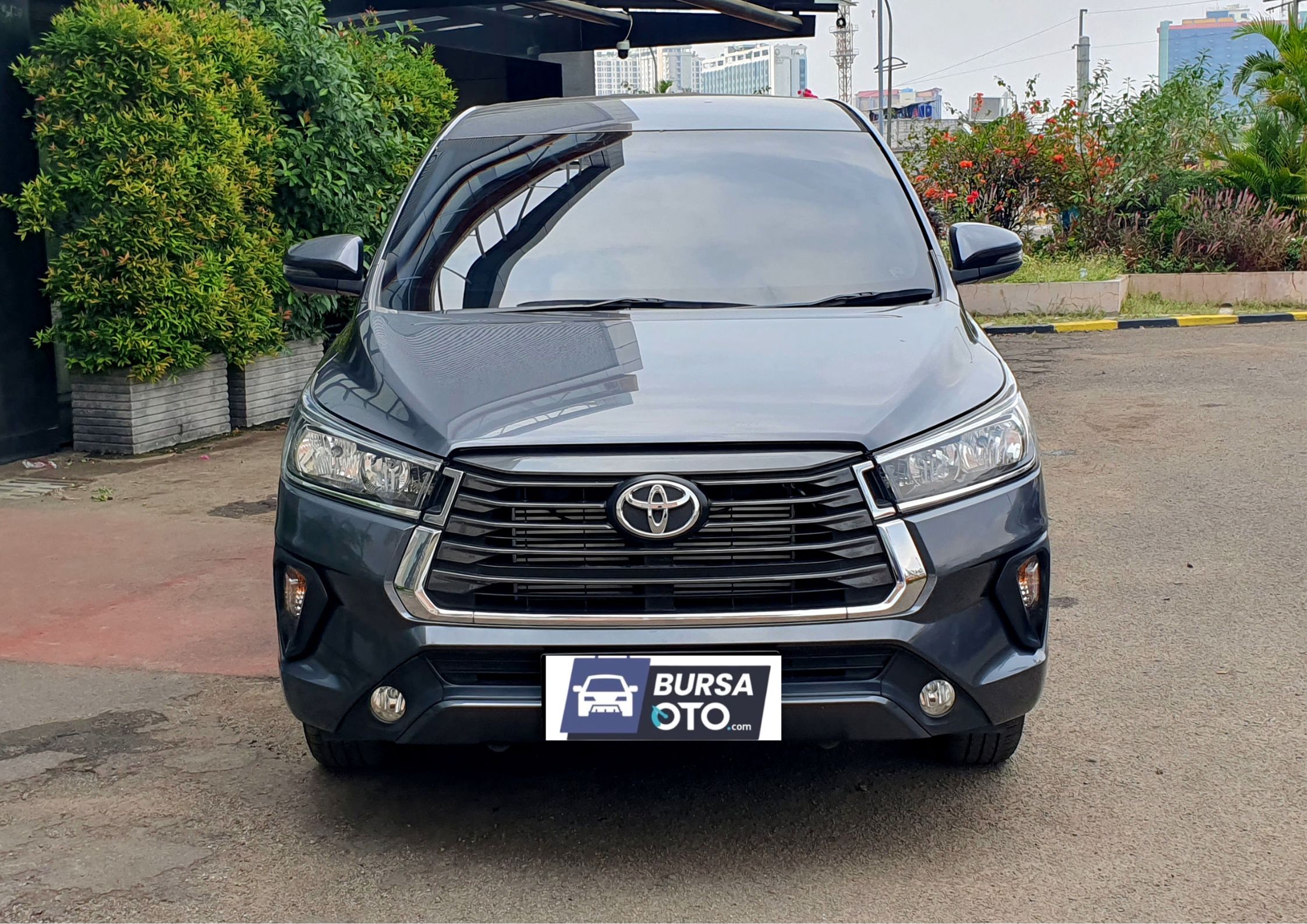 2022 Toyota Kijang Innova Bekas 2022 Toyota Kijang Innova Bekas