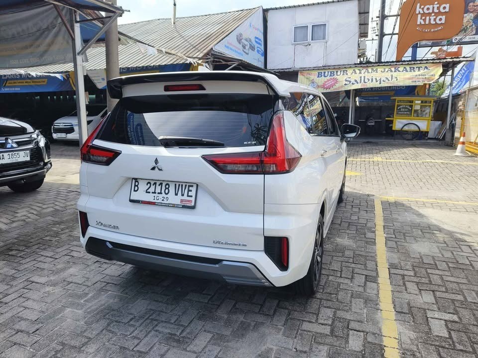 2022 Mitsubishi Xpander Ultimate CVT 2022 Mitsubishi Xpander Ultimate CVT