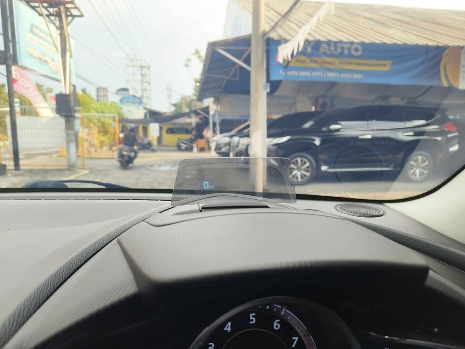 2015 Mazda 2 Hatchback GT 1.5L AT 2015 Mazda 2 Hatchback GT 1.5L AT